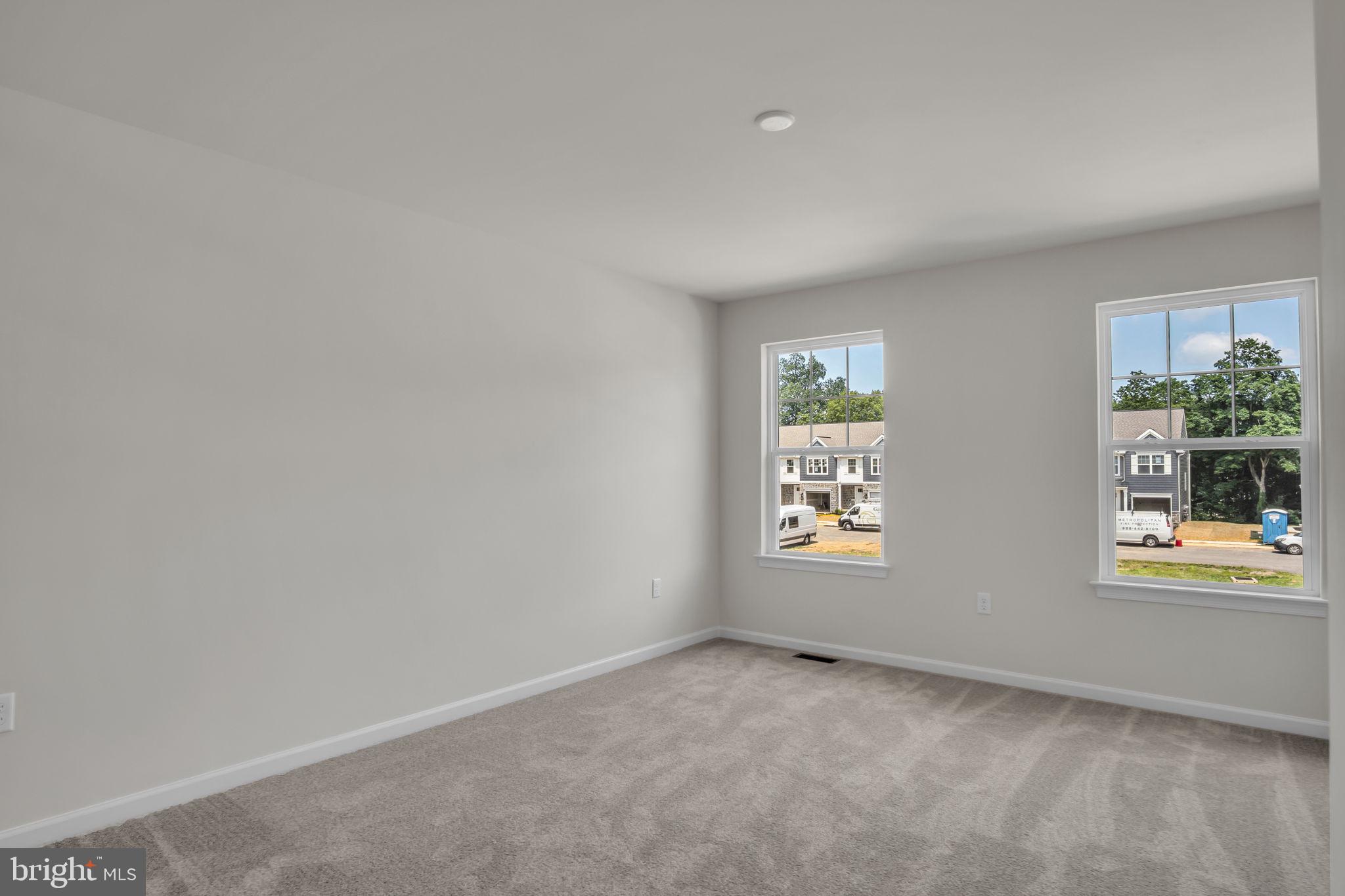 MAYAPPLE WOODS - Residential