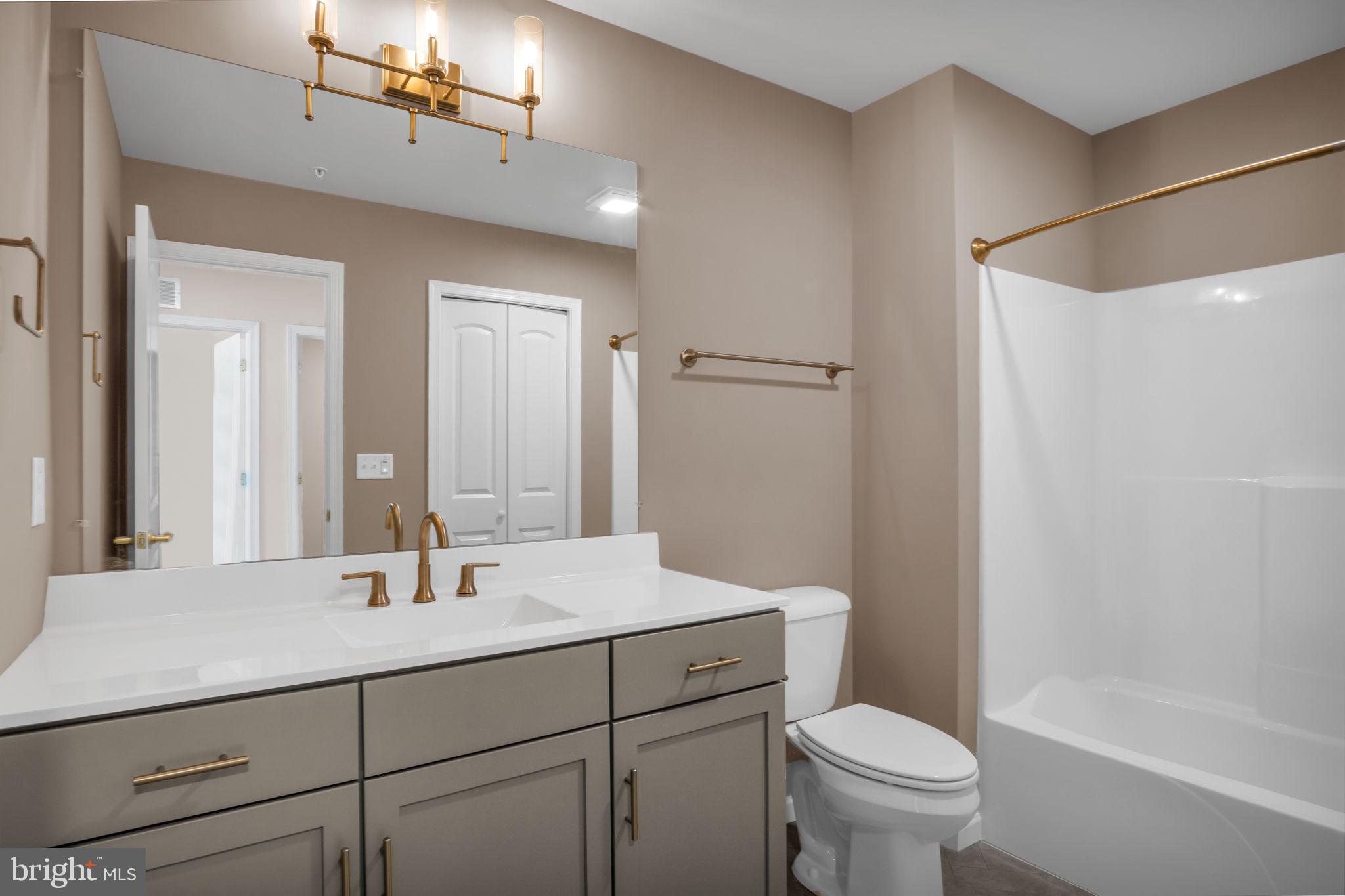 MAYAPPLE WOODS - Residential