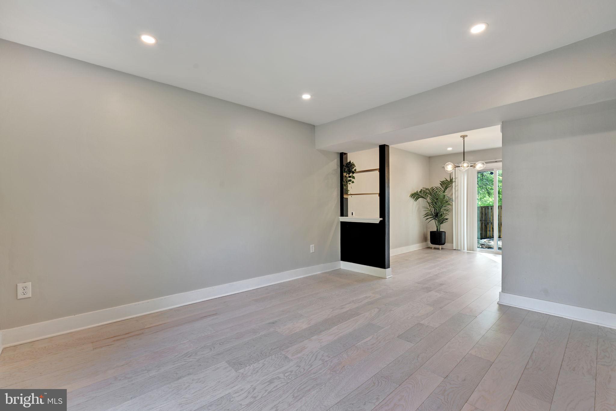 ST CHARLES WAKEFIELD - Residential