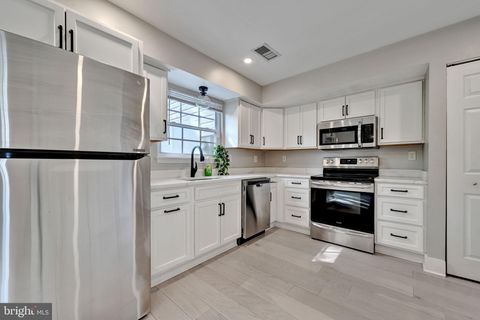 2581 ROBINSON PLACE WALDORF MD 20602