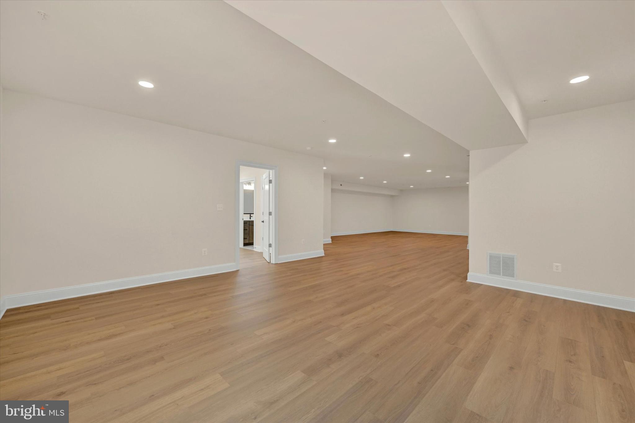 RODGERS FORGE - Residential