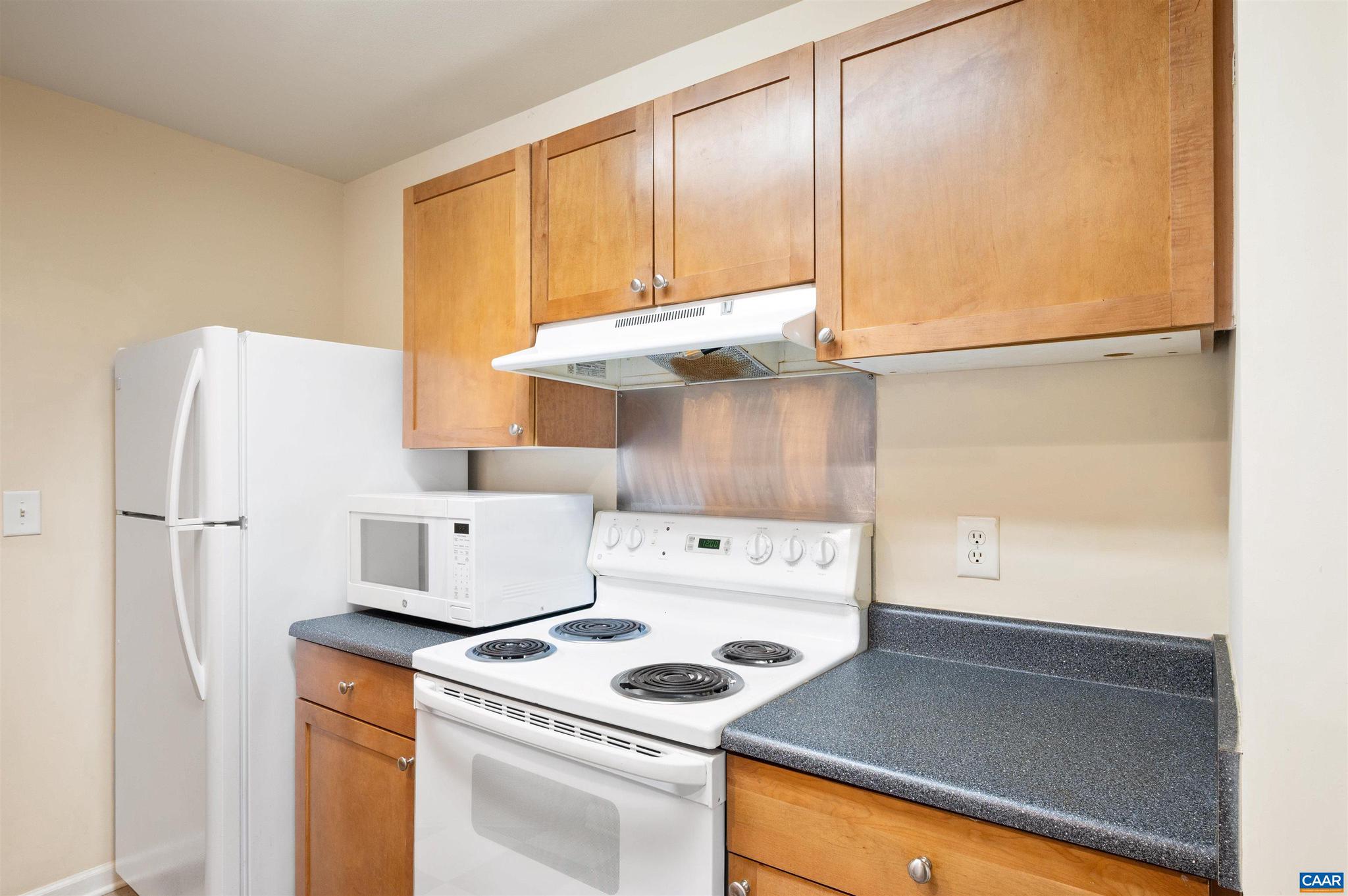 EAGLES LANDING - Residential