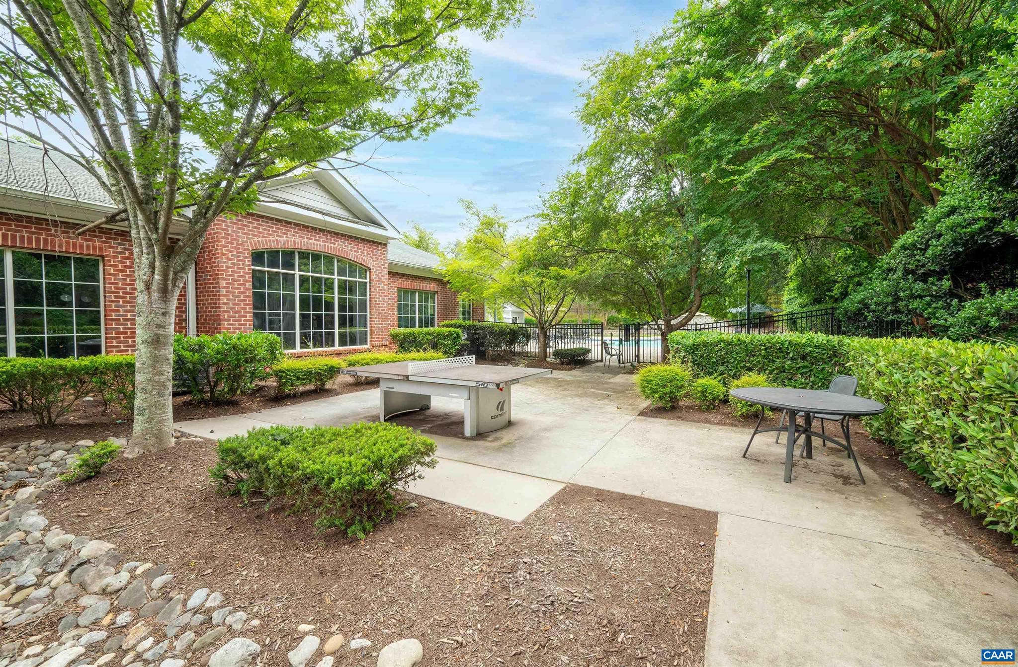 EAGLES LANDING - Residential