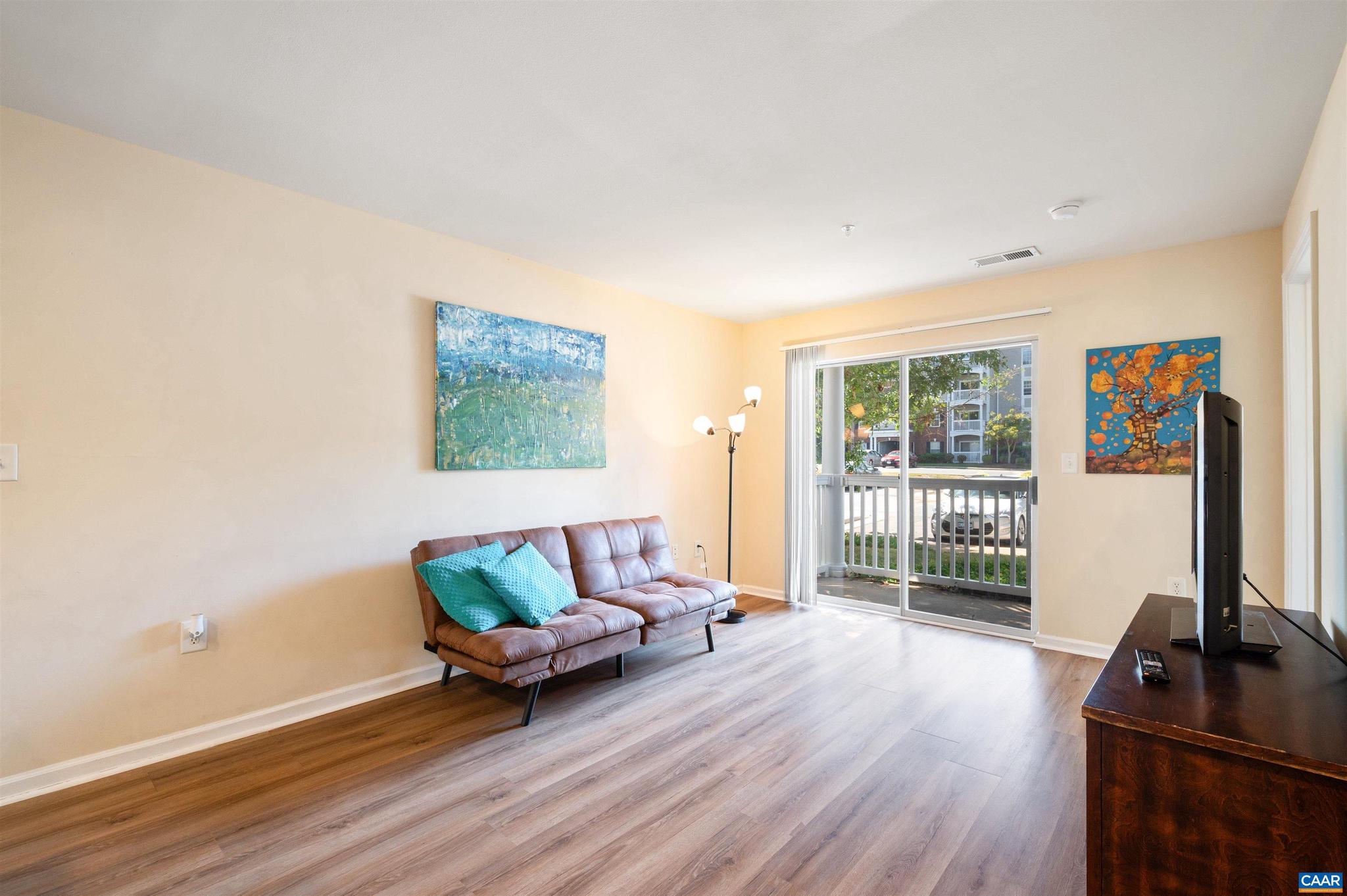 EAGLES LANDING - Residential