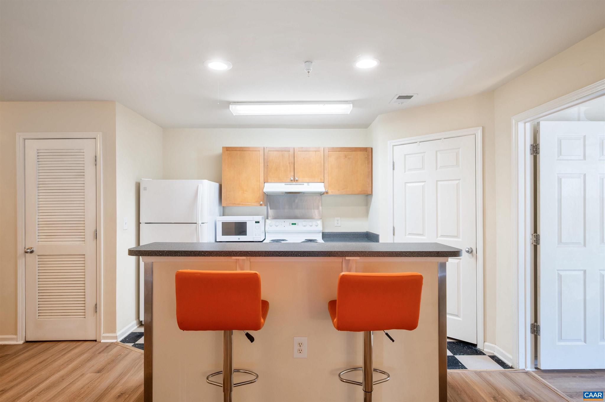 EAGLES LANDING - Residential