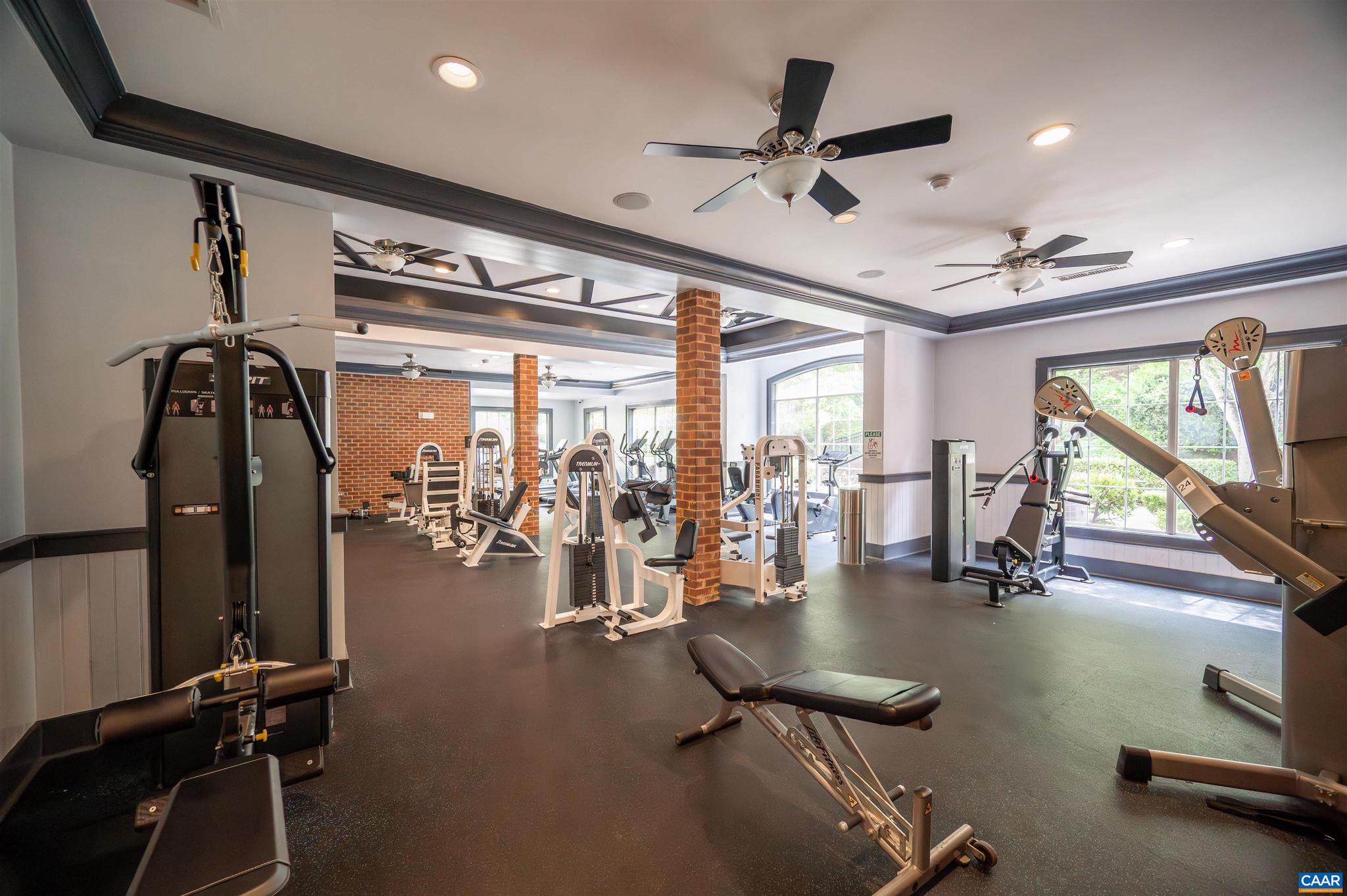 EAGLES LANDING - Residential