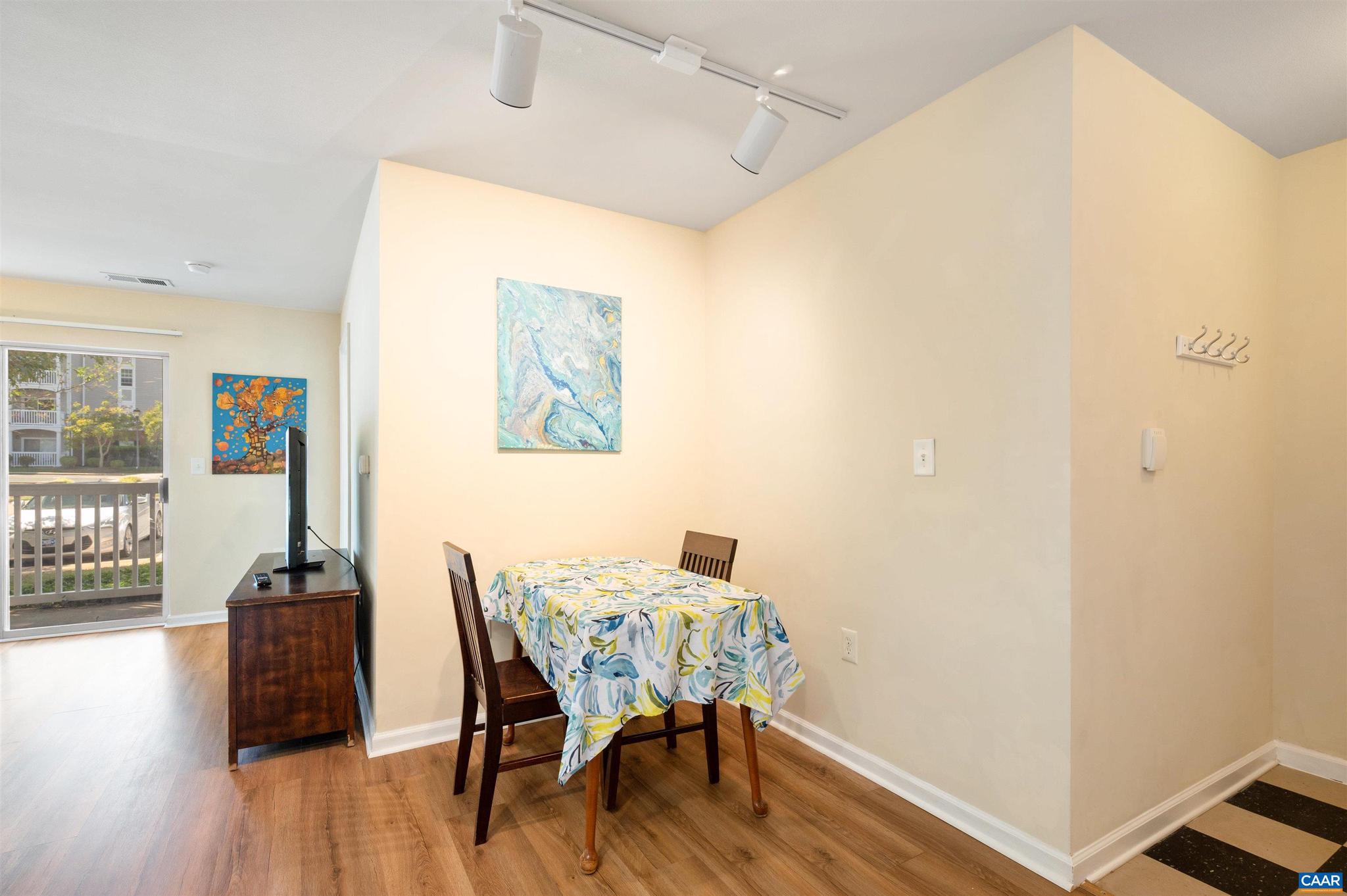 EAGLES LANDING - Residential