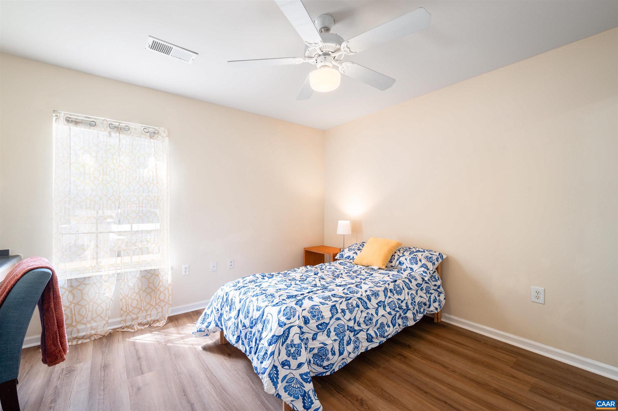 EAGLES LANDING - Residential