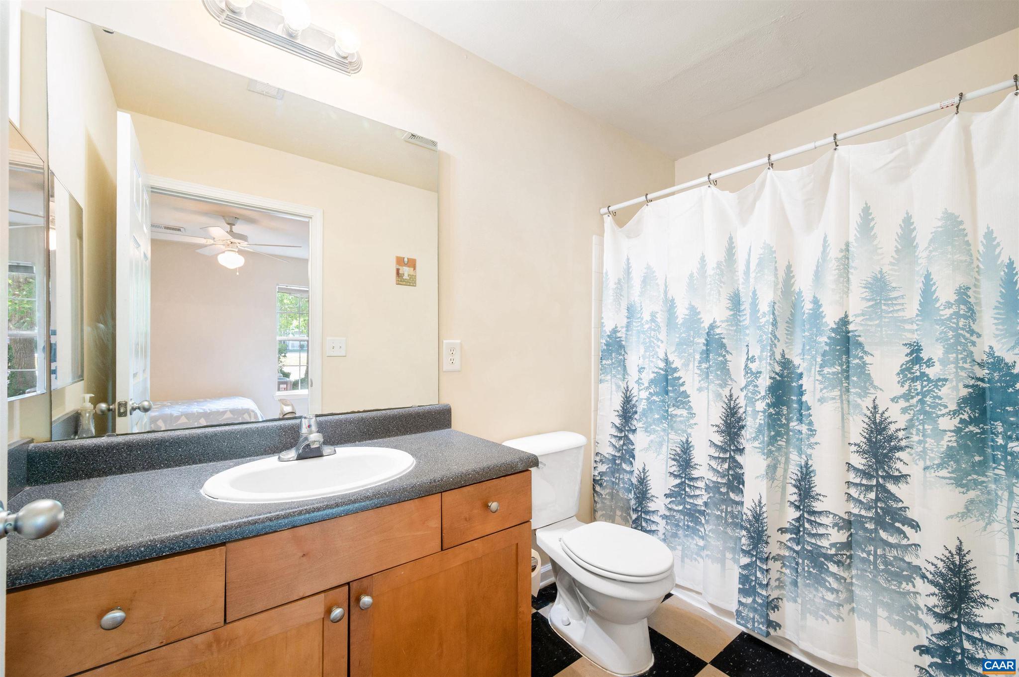 EAGLES LANDING - Residential