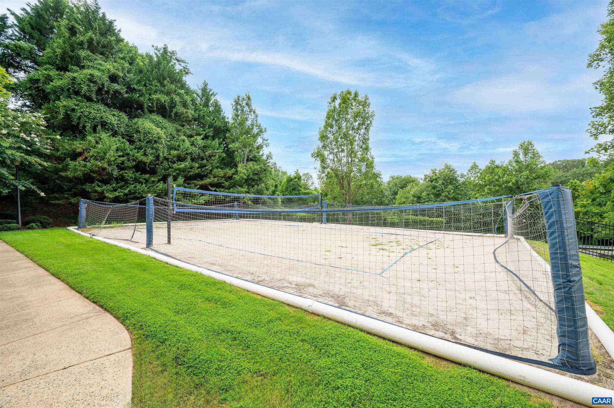 EAGLES LANDING - Residential