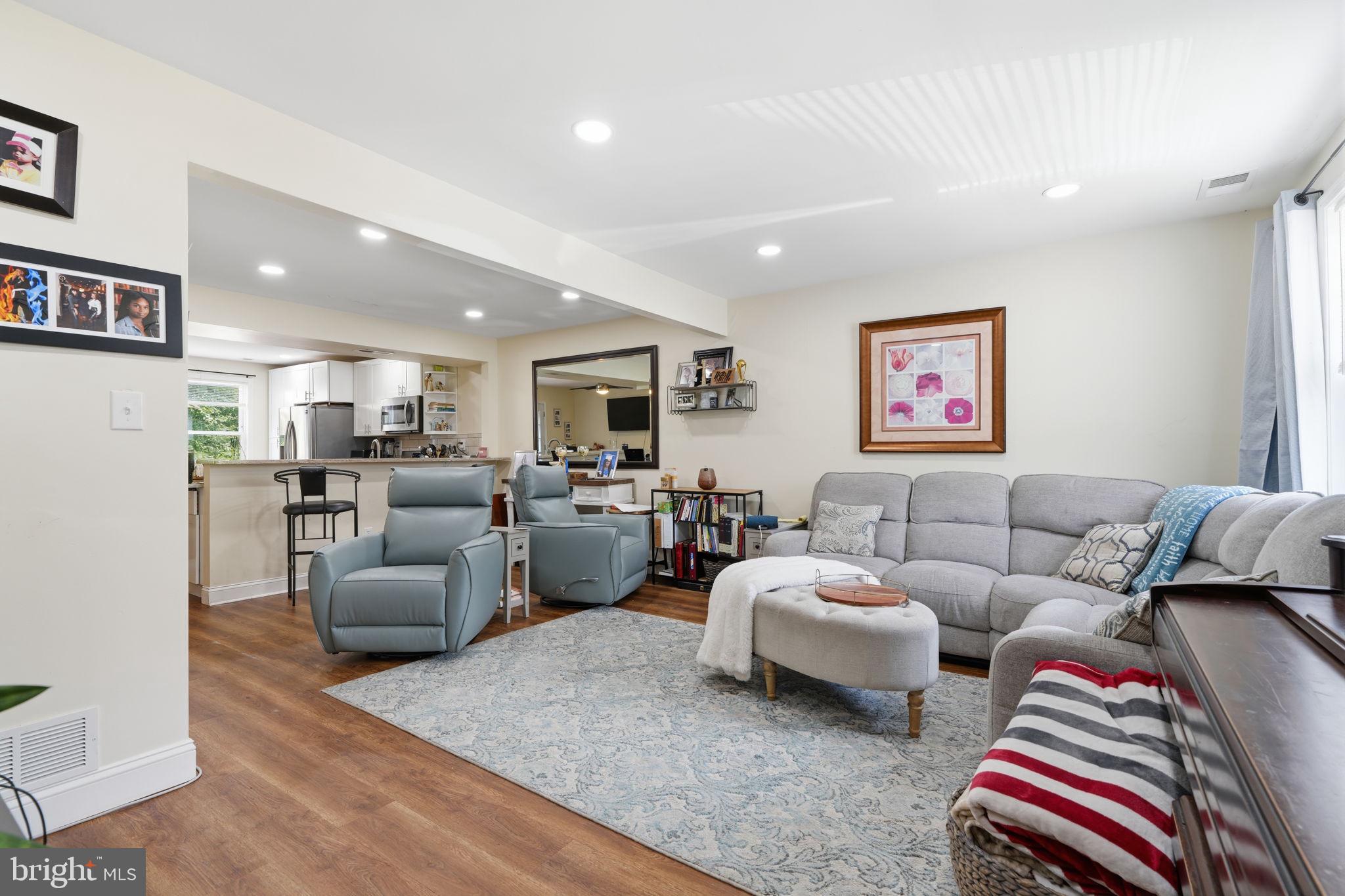 13073 TOWNSEND ROAD