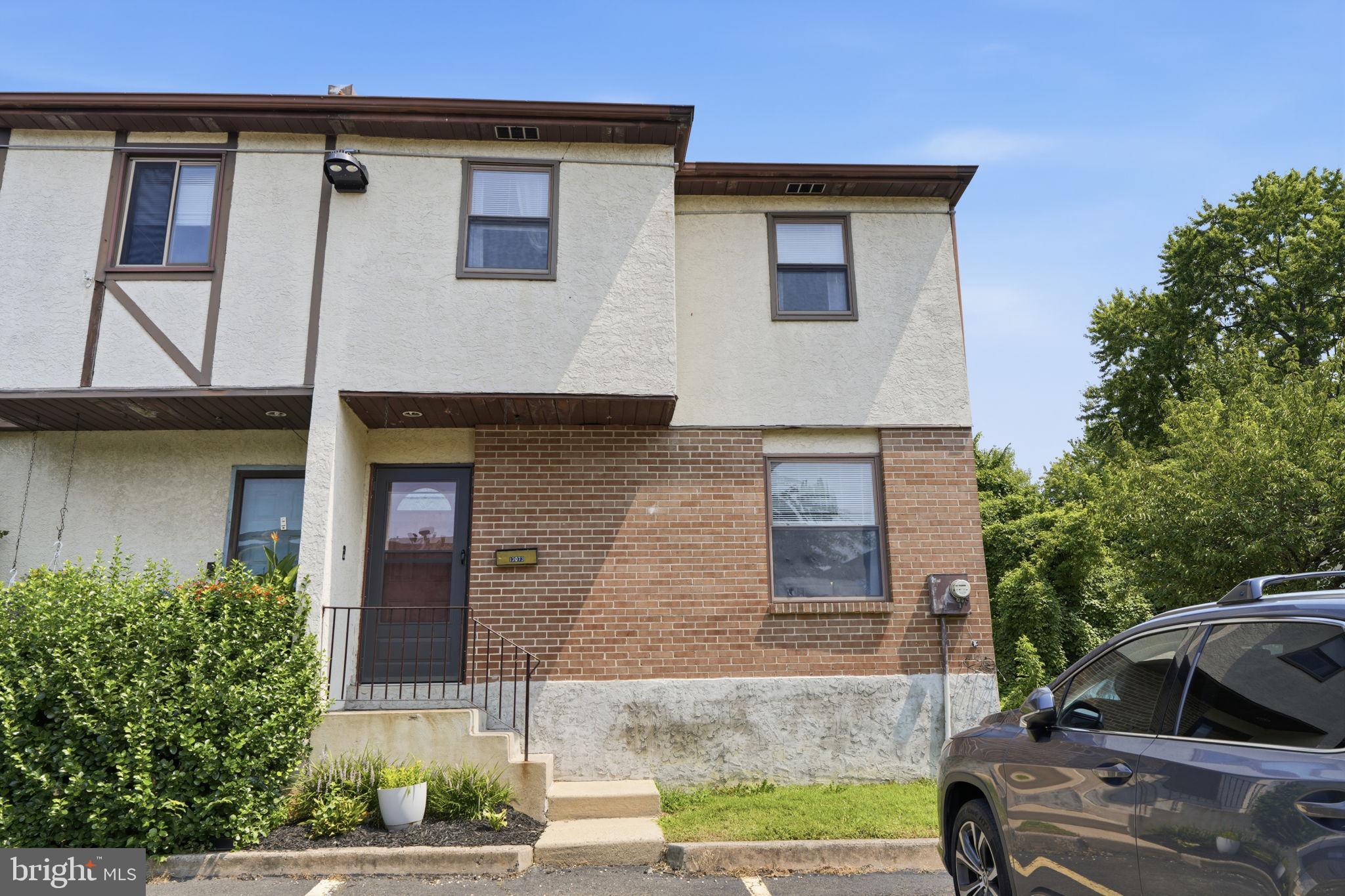 13073 TOWNSEND ROAD