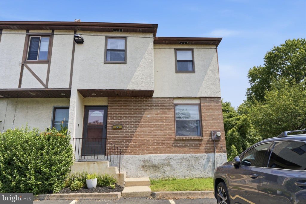 Photo of 13073 Townsend Road, PHILADELPHIA, PA 19154 (MLS # PAPH2658652)