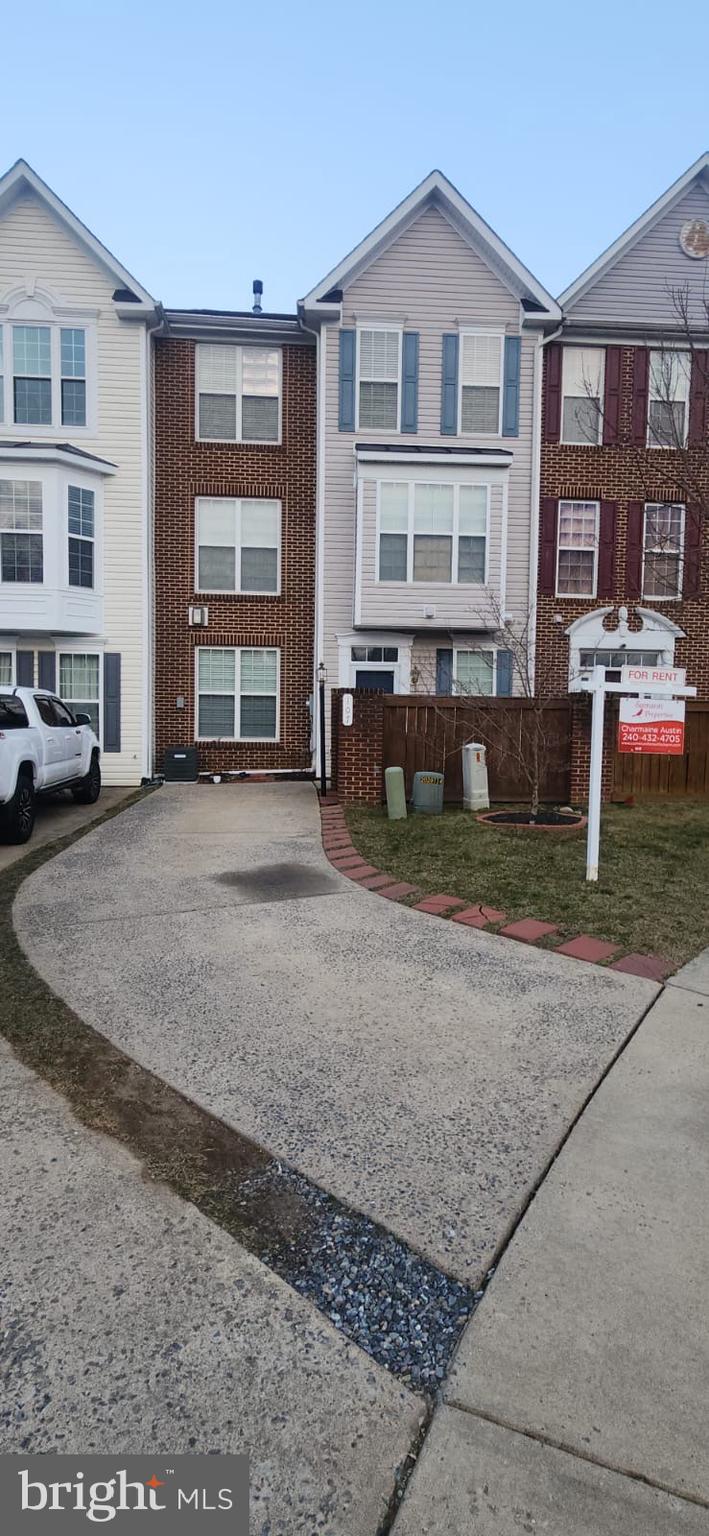 TASKERS CHANCE - Residential Lease