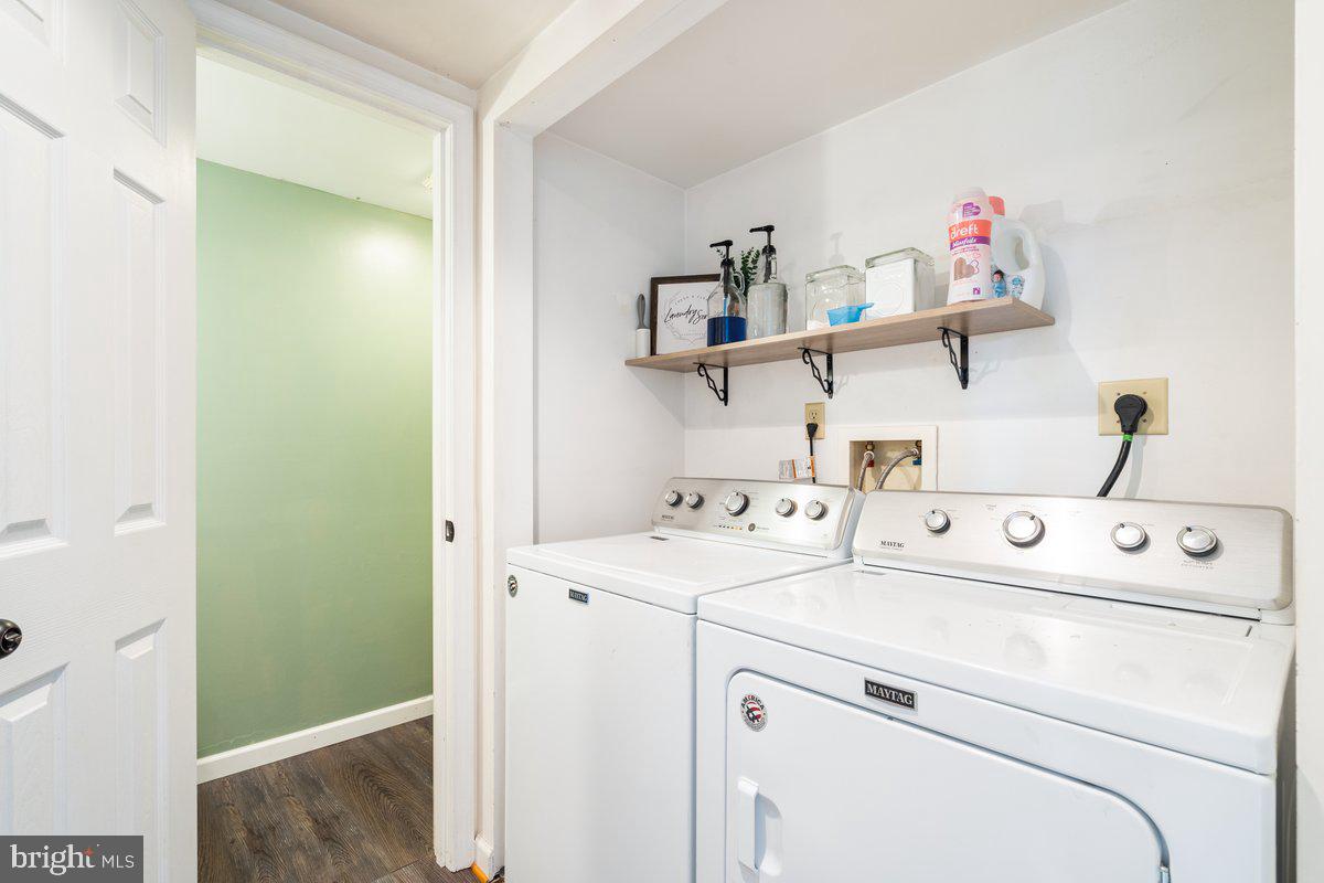 GEORGETOWN SQUARE - Residential