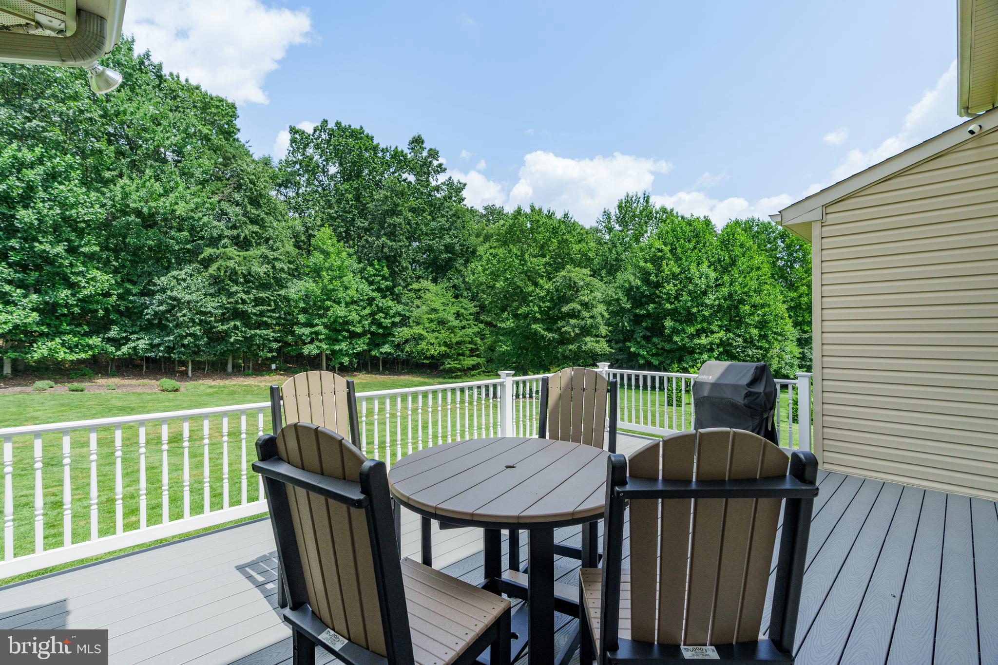 ESTATES AT AUTUMN WOODS - Residential