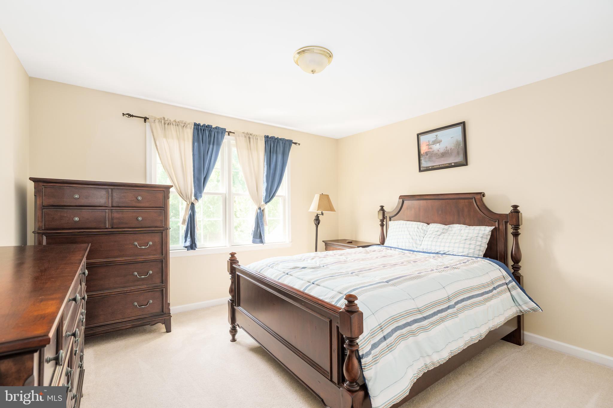 ESTATES AT AUTUMN WOODS - Residential