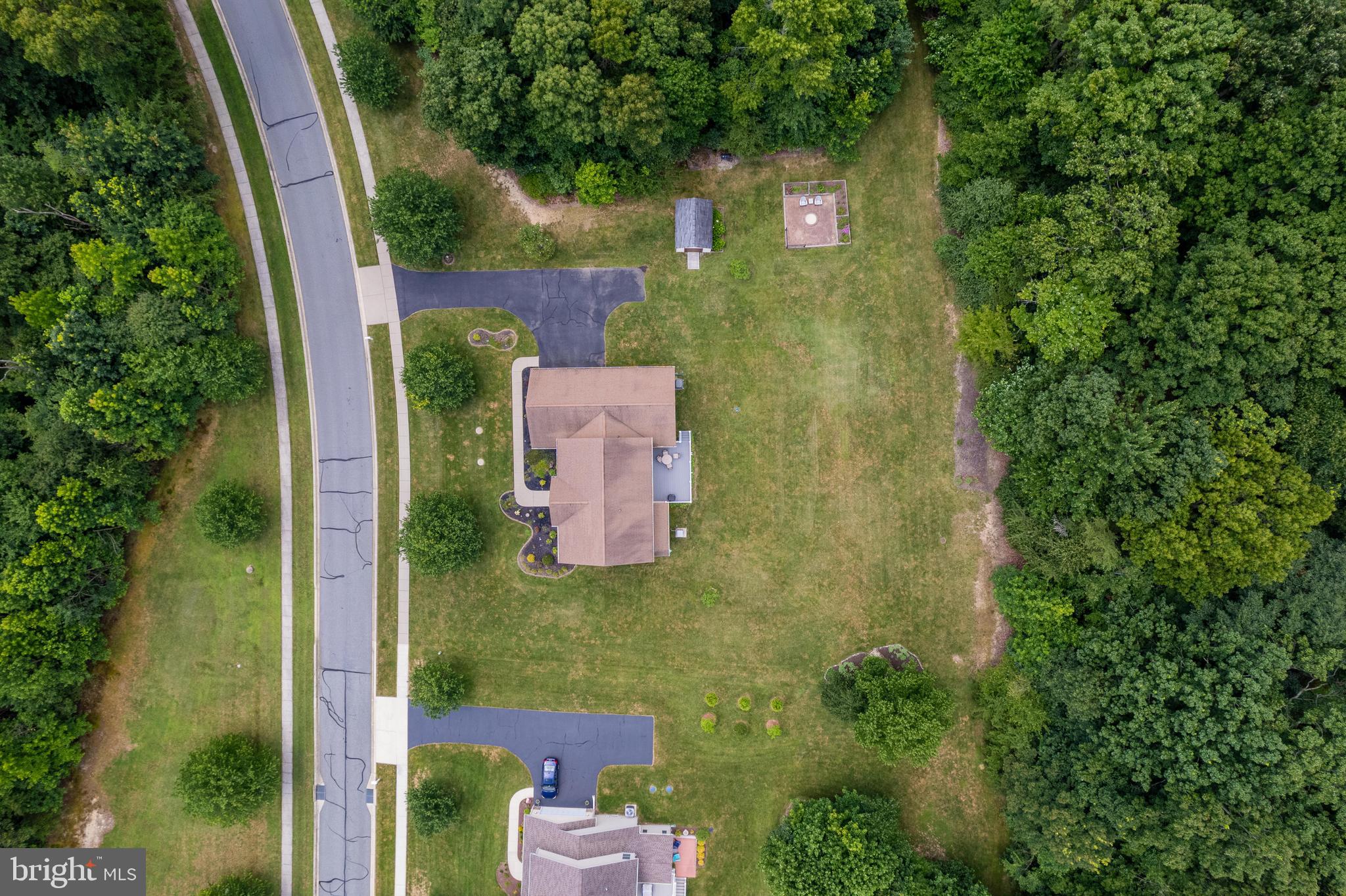 ESTATES AT AUTUMN WOODS - Residential