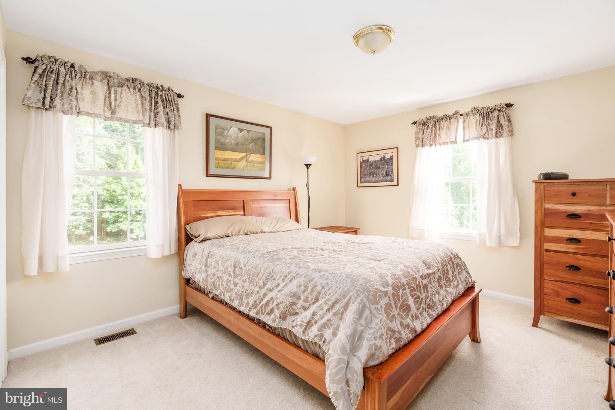 ESTATES AT AUTUMN WOODS - Residential