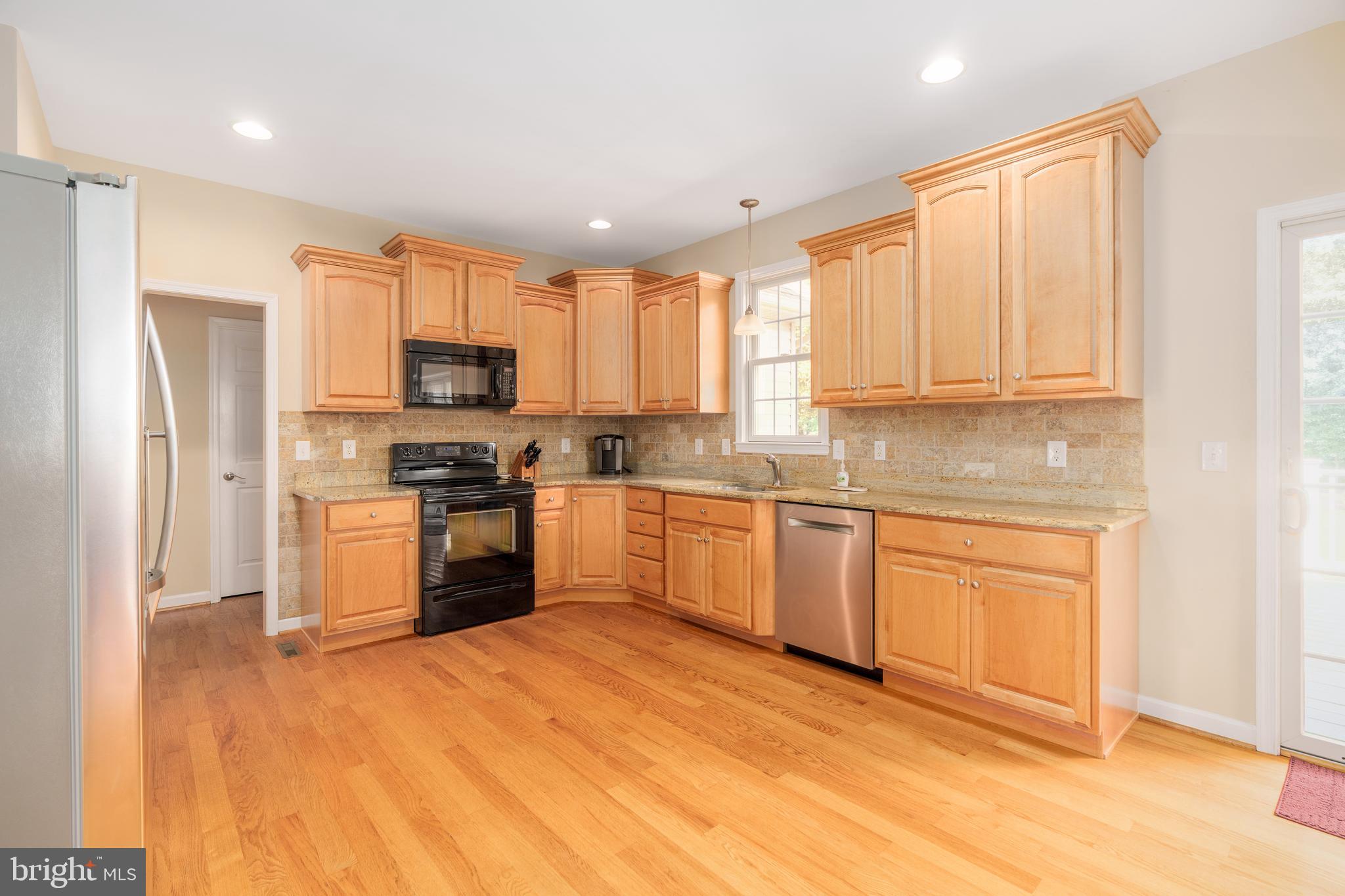 ESTATES AT AUTUMN WOODS - Residential