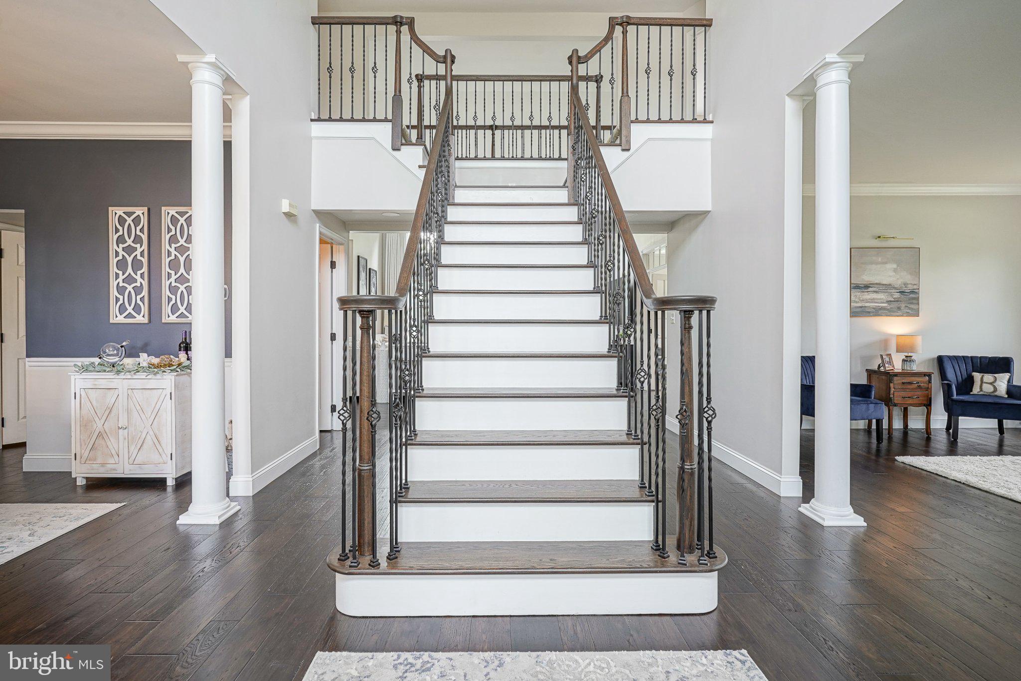 10 JOSEPH DRIVE