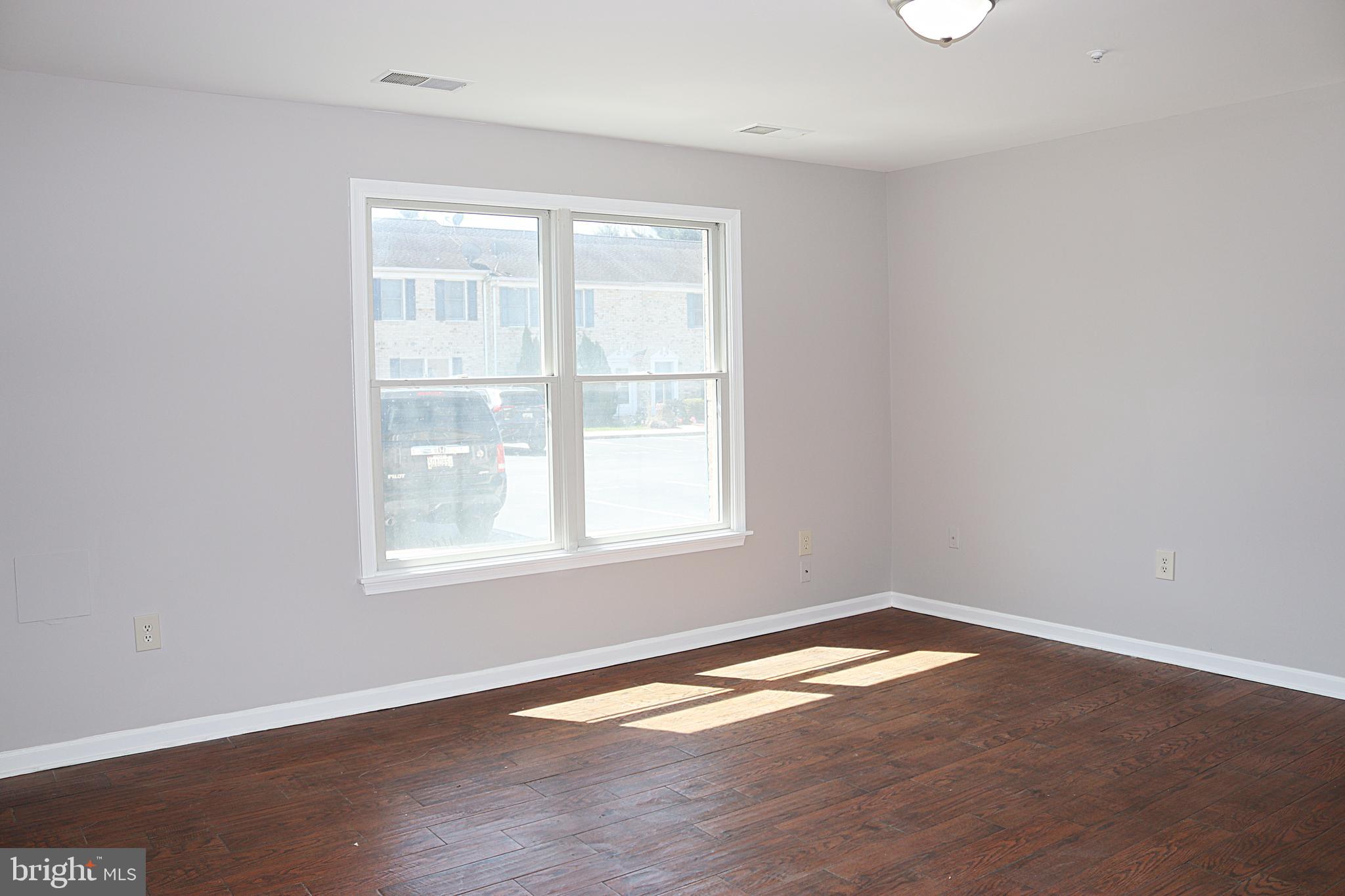 EAST RIDGE - Residential