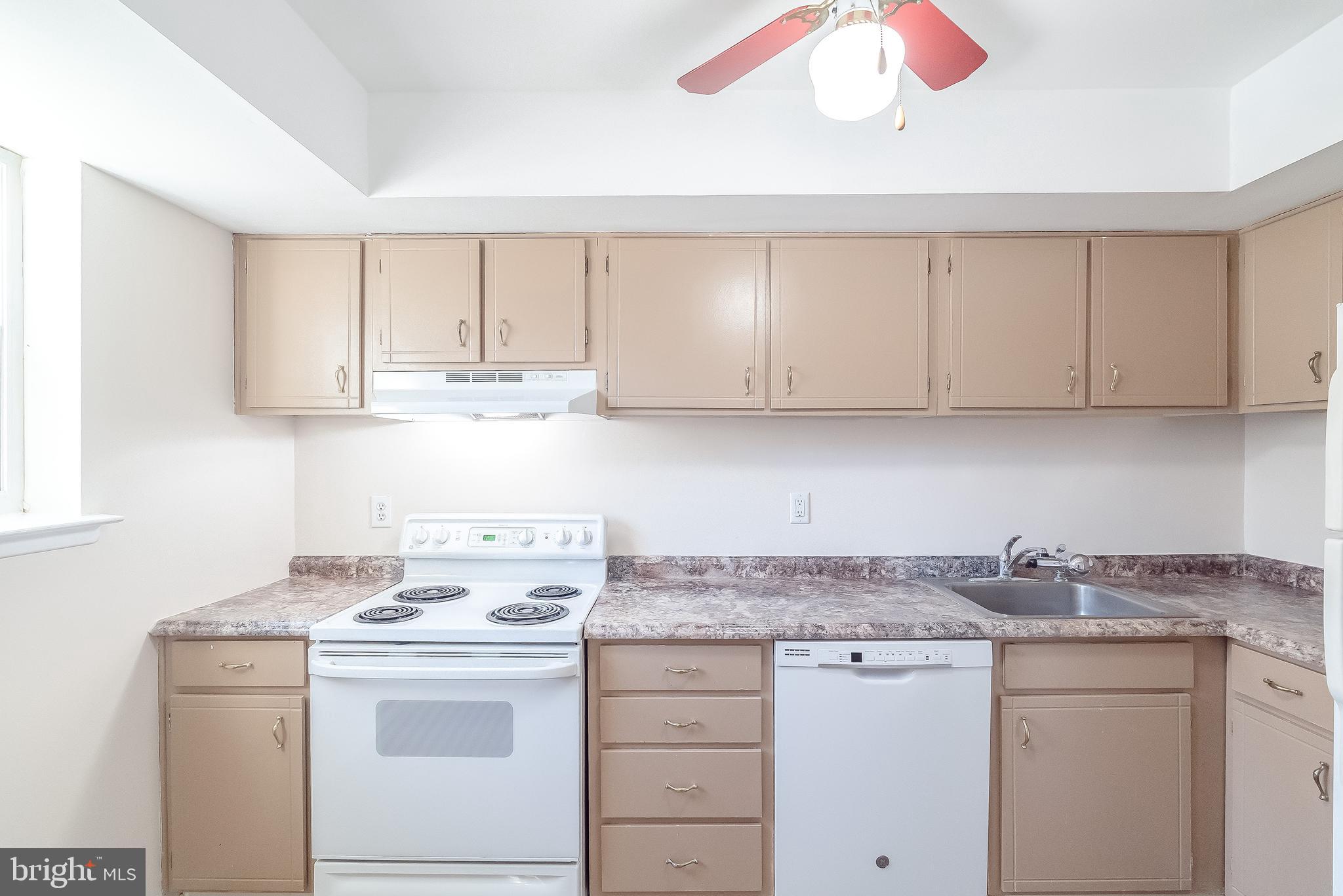 BUTLER PARK CONDO - Residential