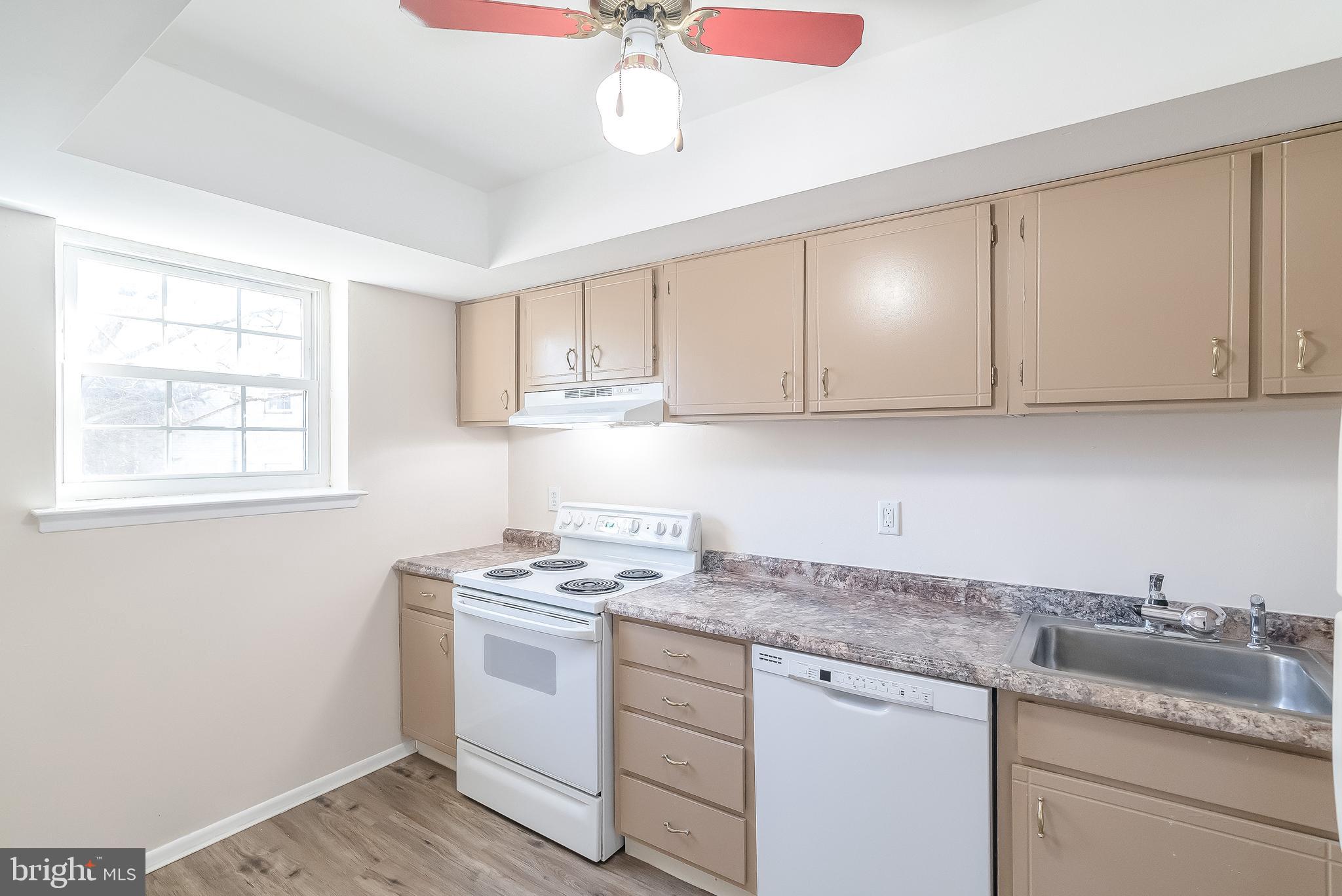 BUTLER PARK CONDO - Residential