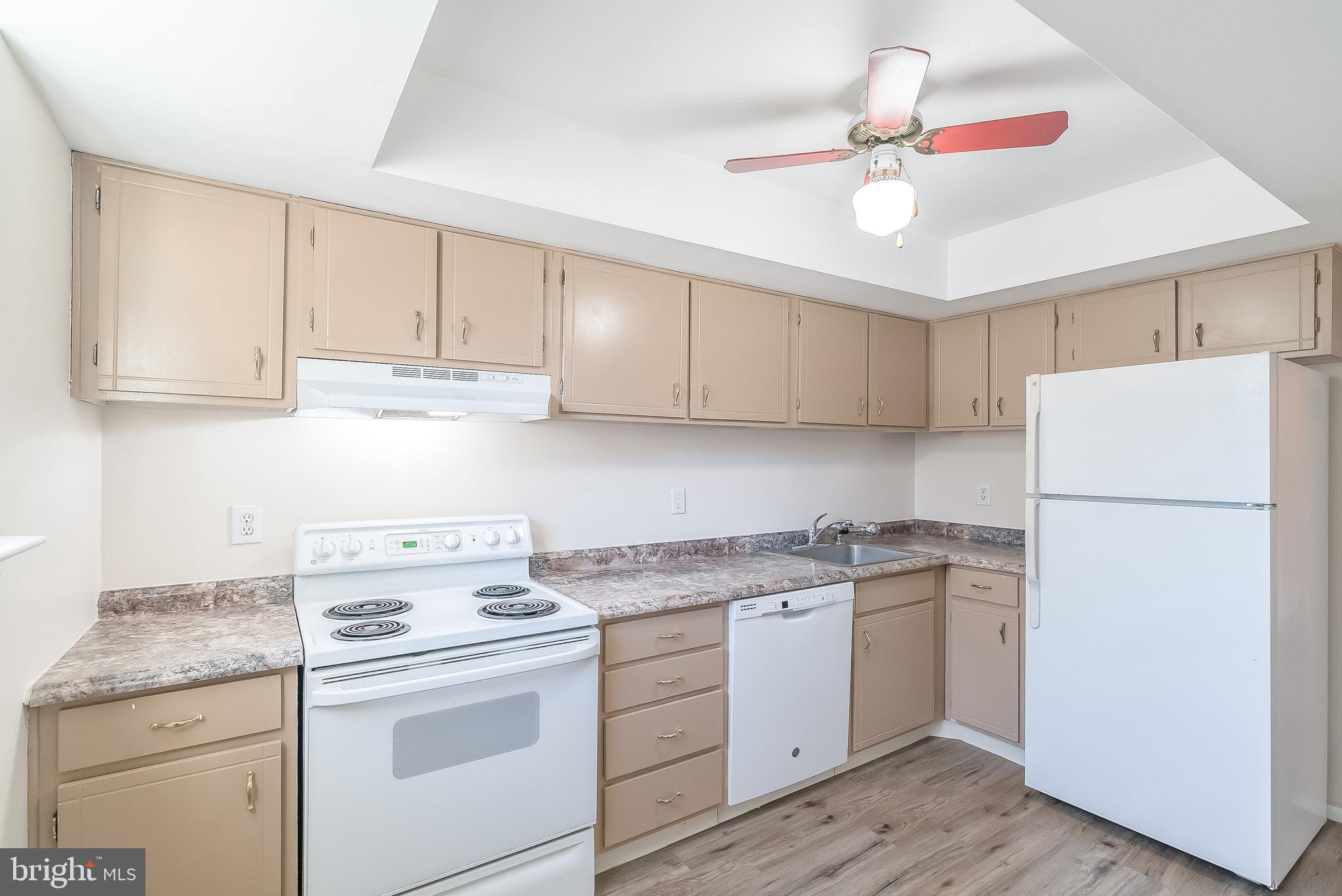 BUTLER PARK CONDO - Residential