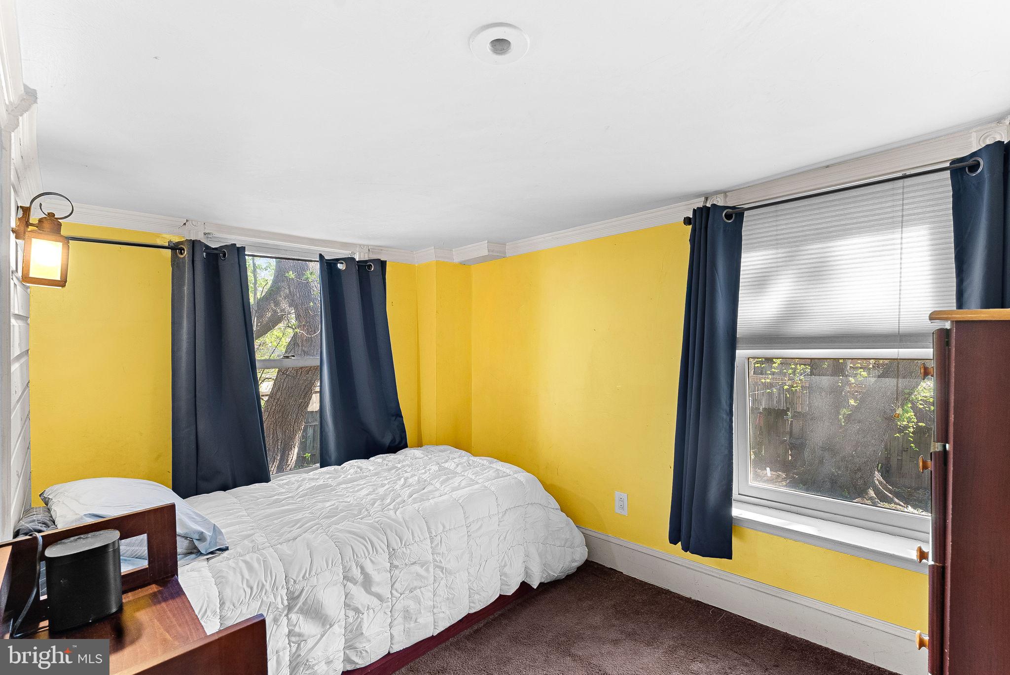 OLD TOWN ALEXANDRIA - Residential