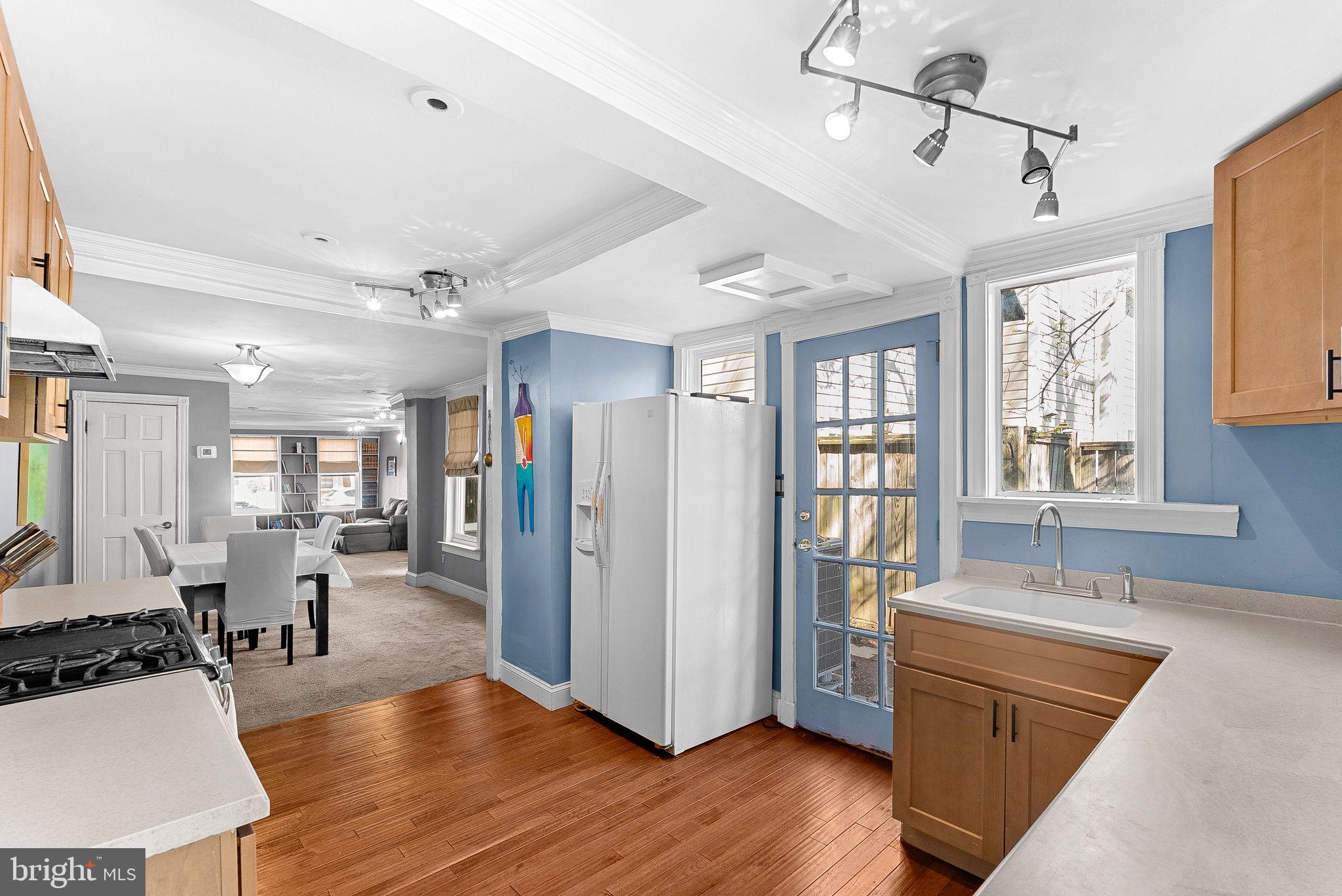 OLD TOWN ALEXANDRIA - Residential