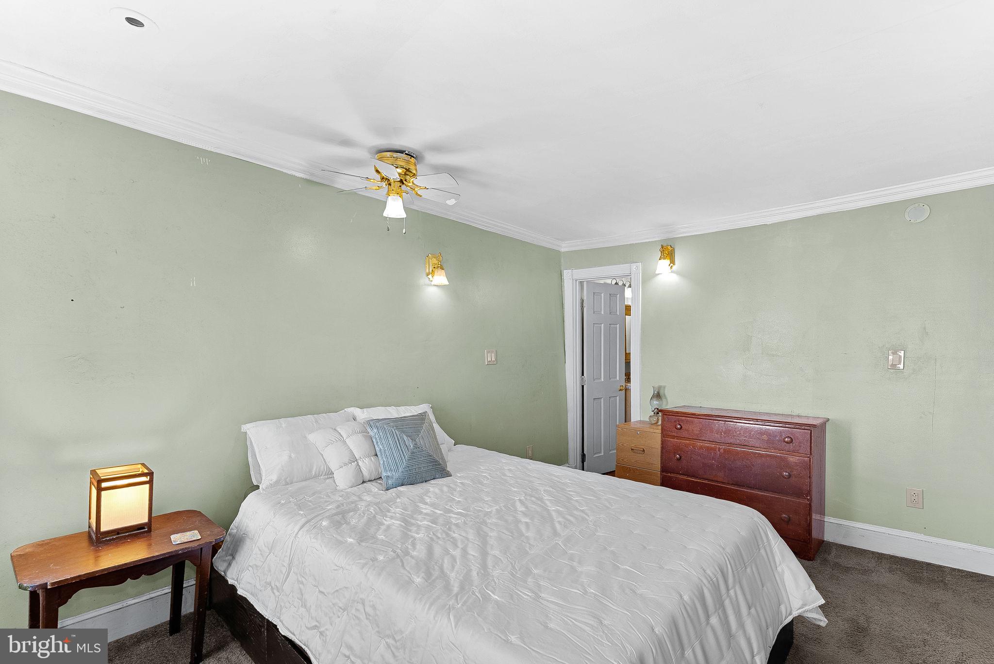 OLD TOWN ALEXANDRIA - Residential