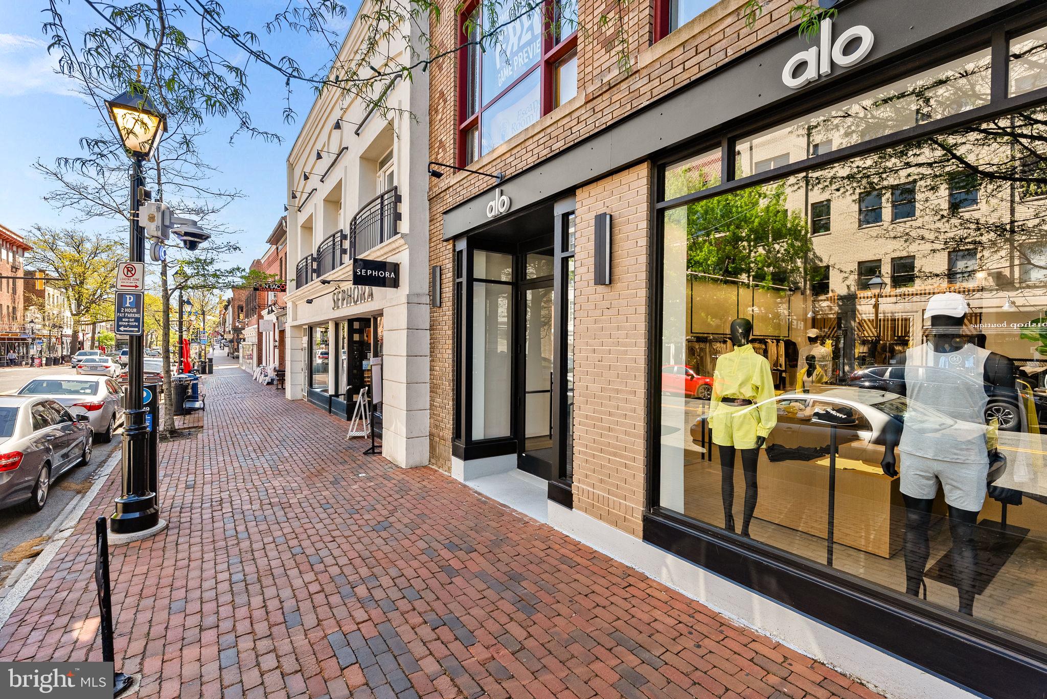 OLD TOWN ALEXANDRIA - Residential