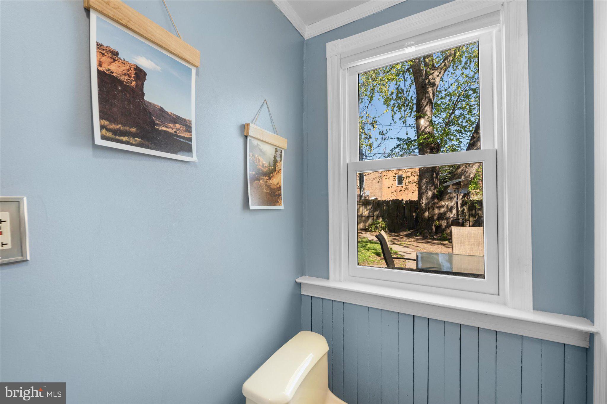 OLD TOWN ALEXANDRIA - Residential