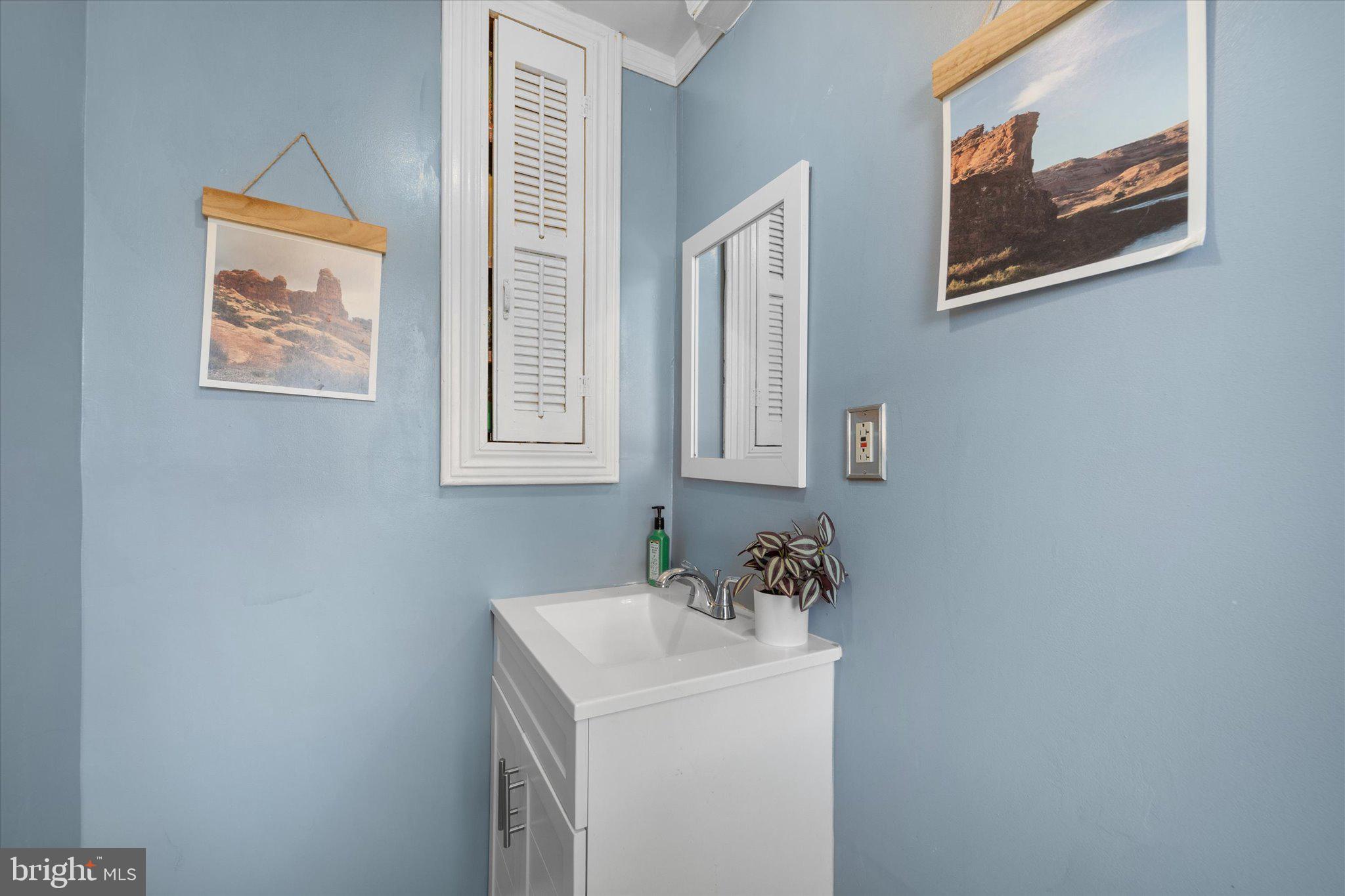 OLD TOWN ALEXANDRIA - Residential