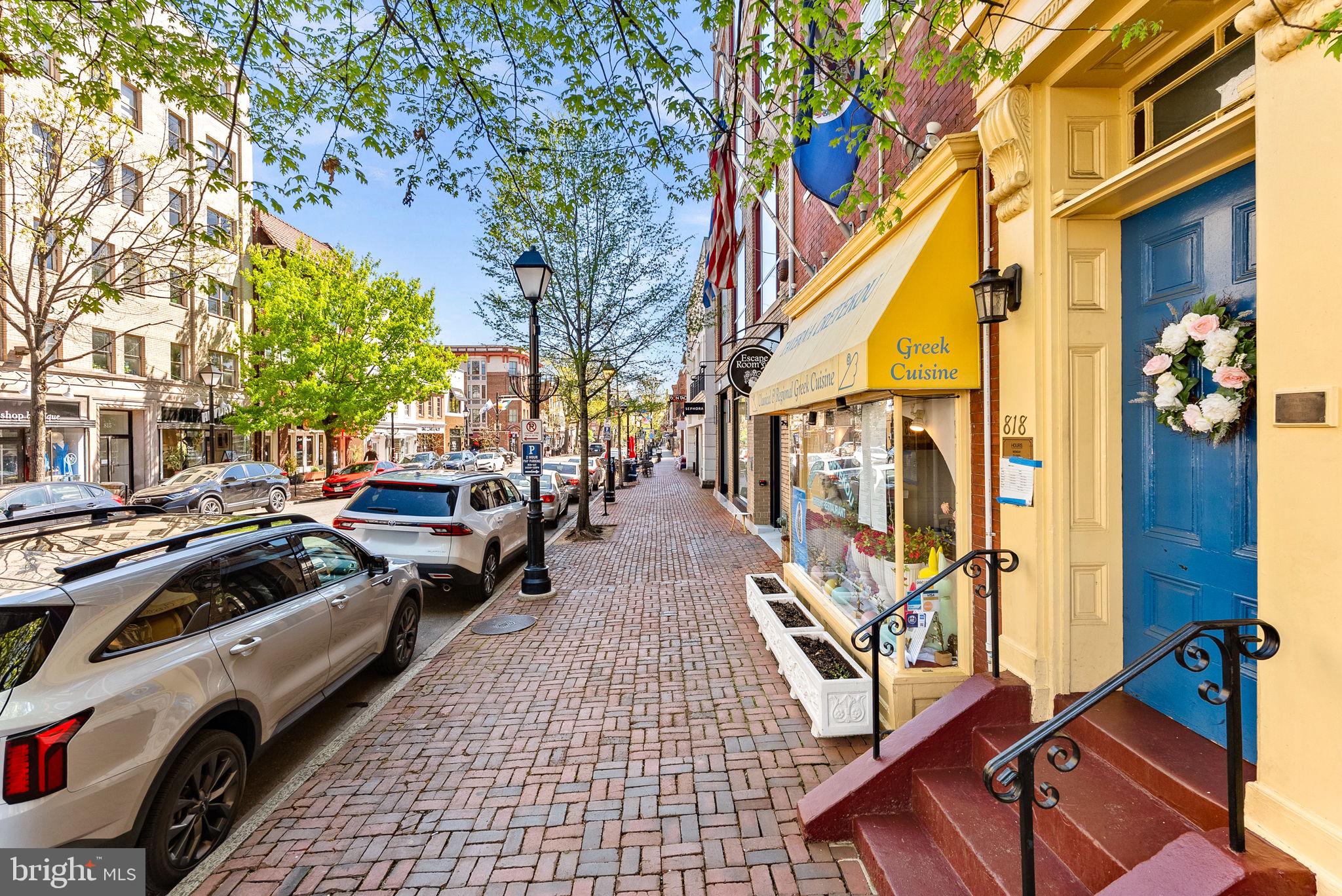 OLD TOWN ALEXANDRIA - Residential