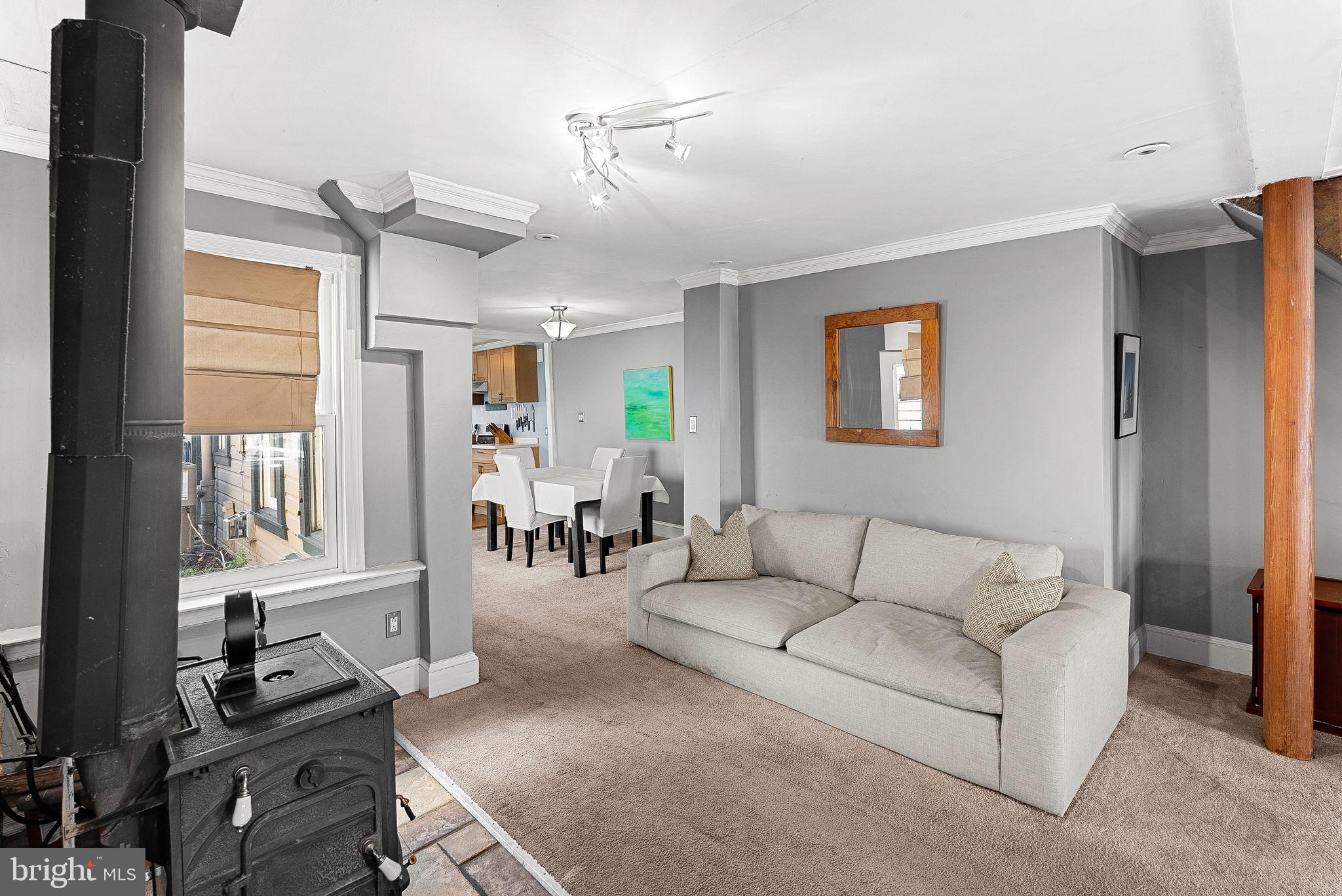 OLD TOWN ALEXANDRIA - Residential