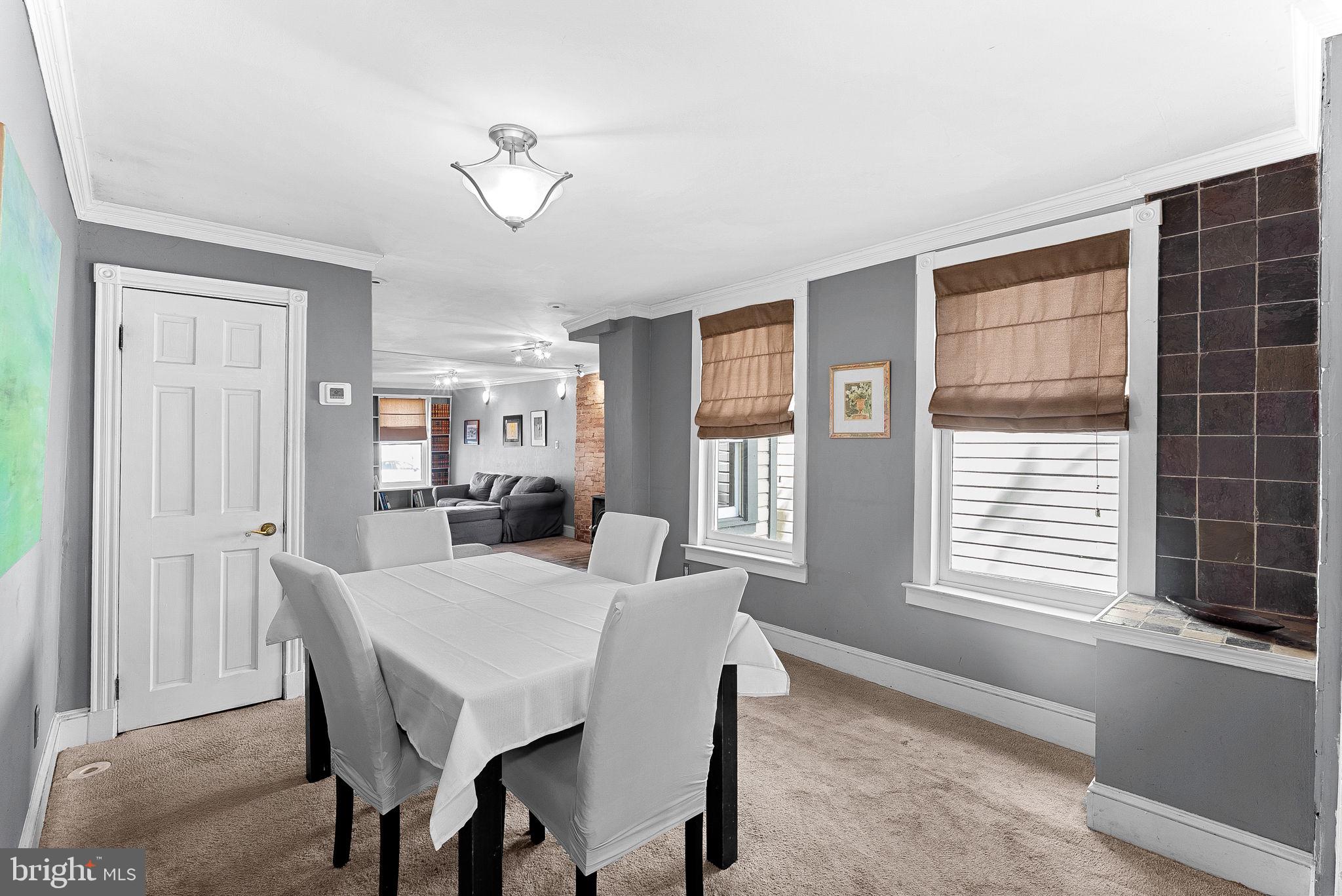 OLD TOWN ALEXANDRIA - Residential