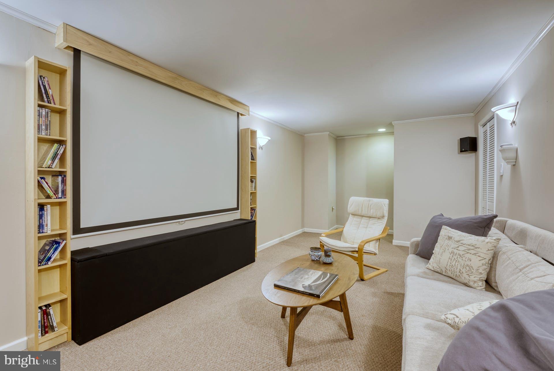 BROAD OAKS - Residential