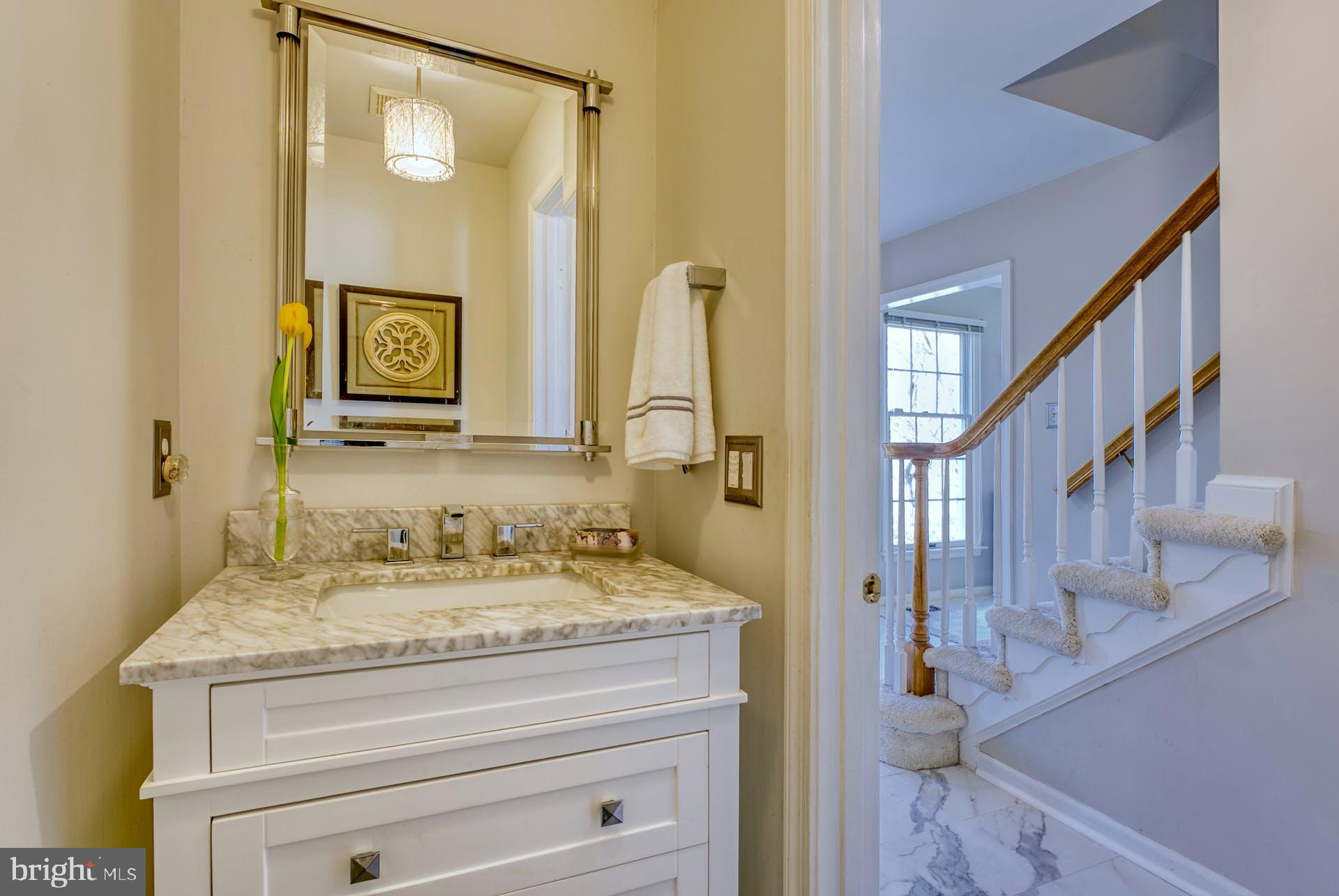 BROAD OAKS - Residential