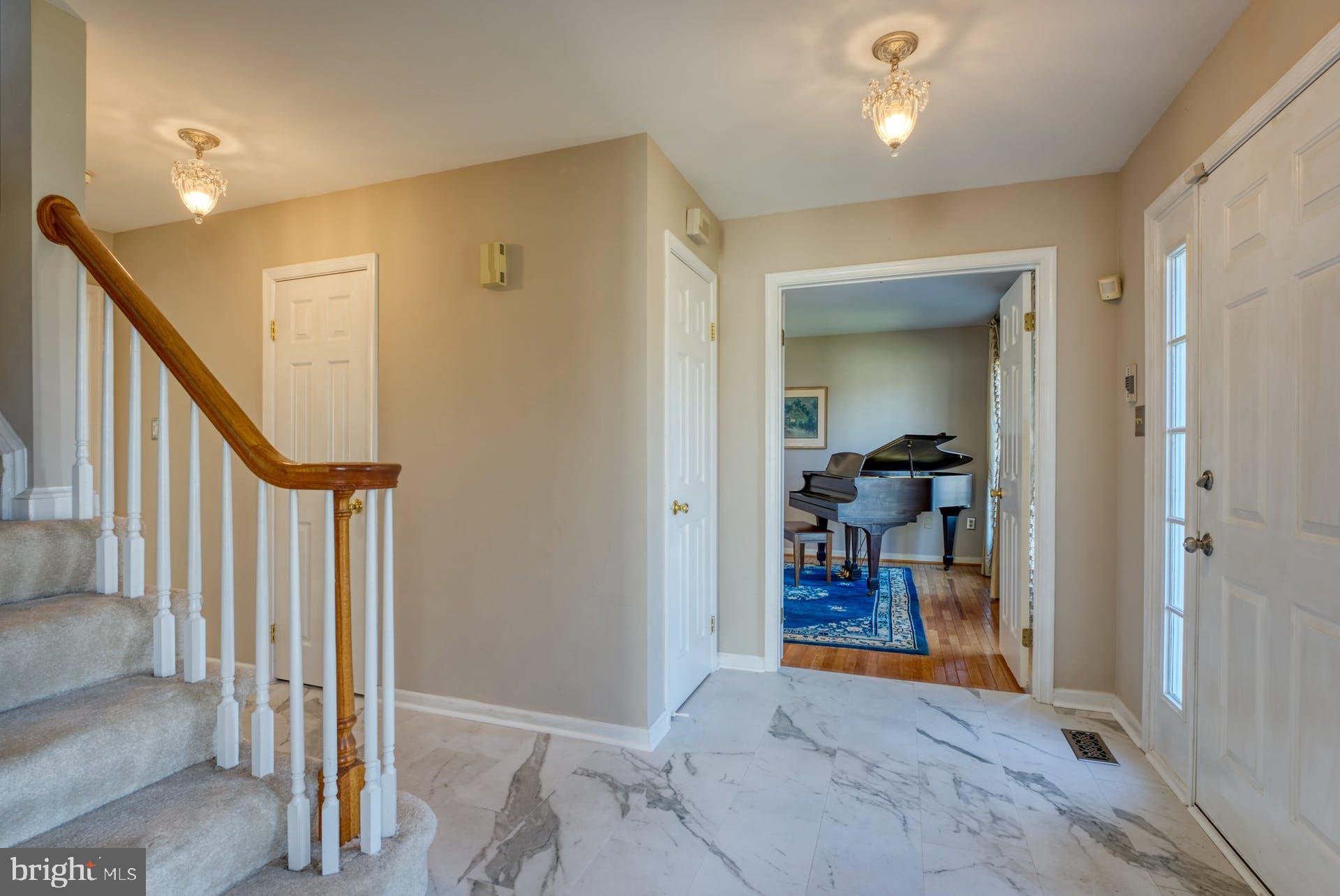 BROAD OAKS - Residential