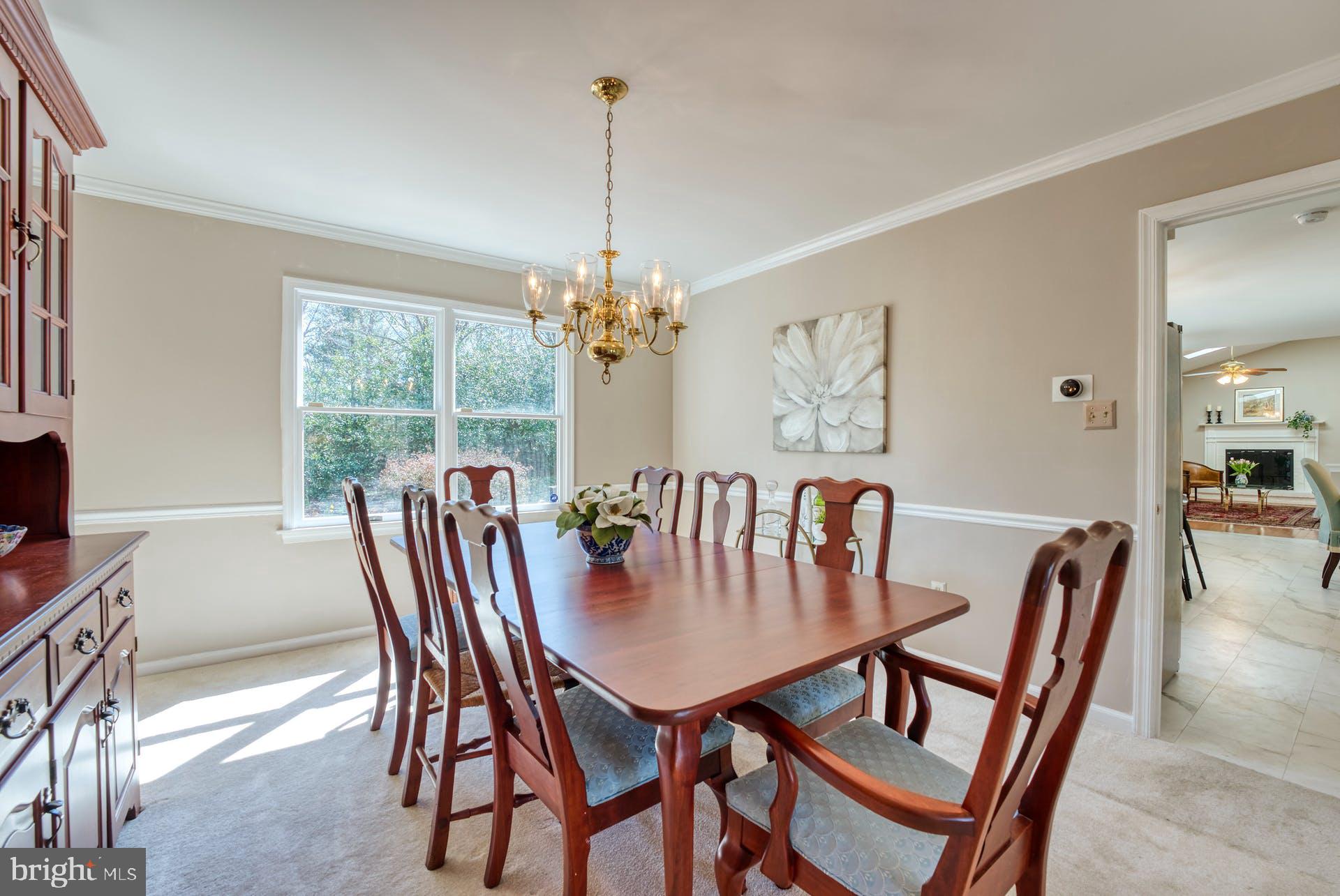 BROAD OAKS - Residential