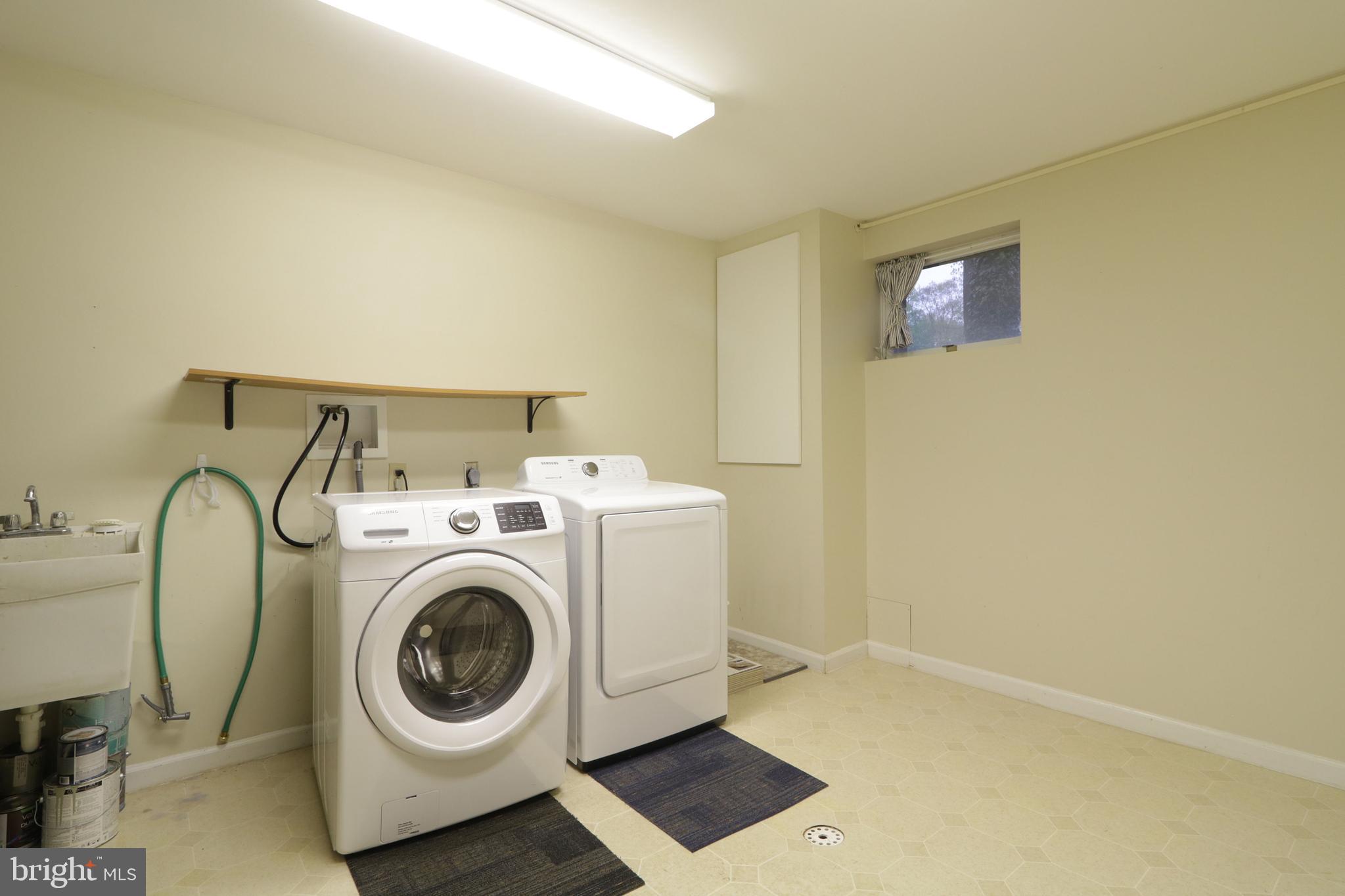 PARK FOREST VILLAGE - Residential