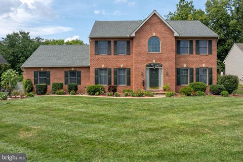 Photo of 438 W Charlotte Street, MILLERSVILLE, PA 17551 (MLS # PALA2075530)