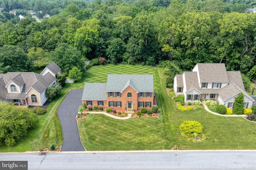 Photo of 438 W Charlotte Street, MILLERSVILLE, PA 17551 (MLS # PALA2075530)