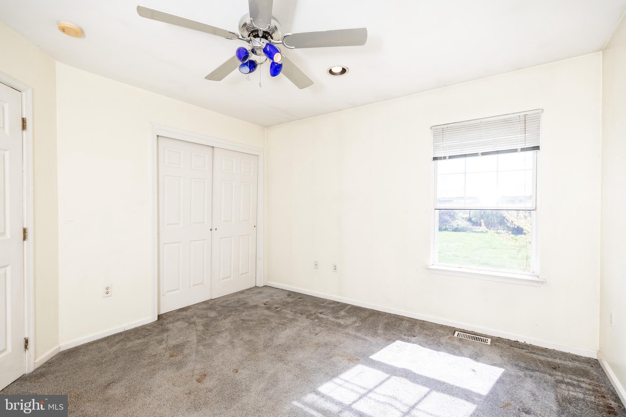 KIRKWOOD KNOLL - Residential