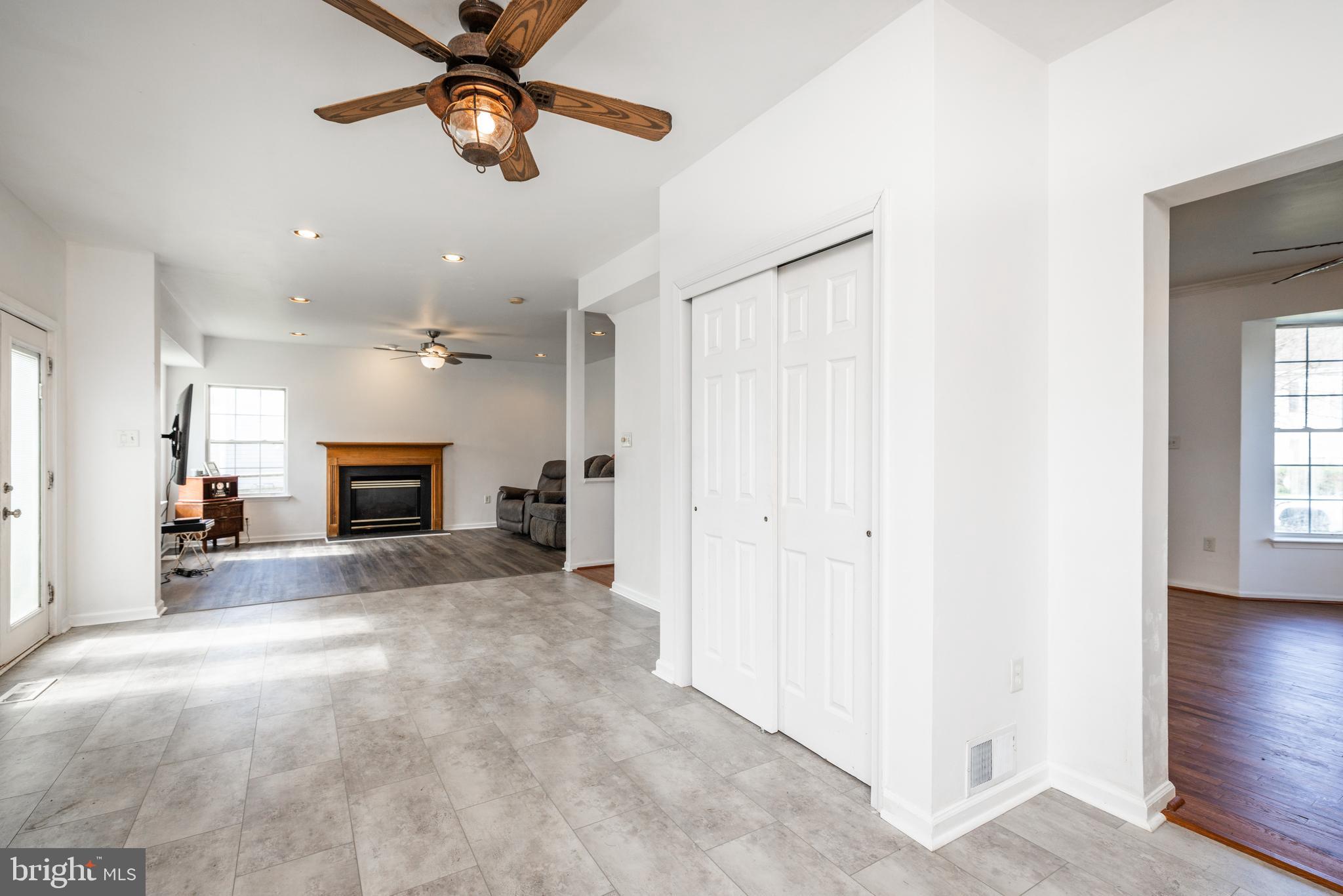 KIRKWOOD KNOLL - Residential