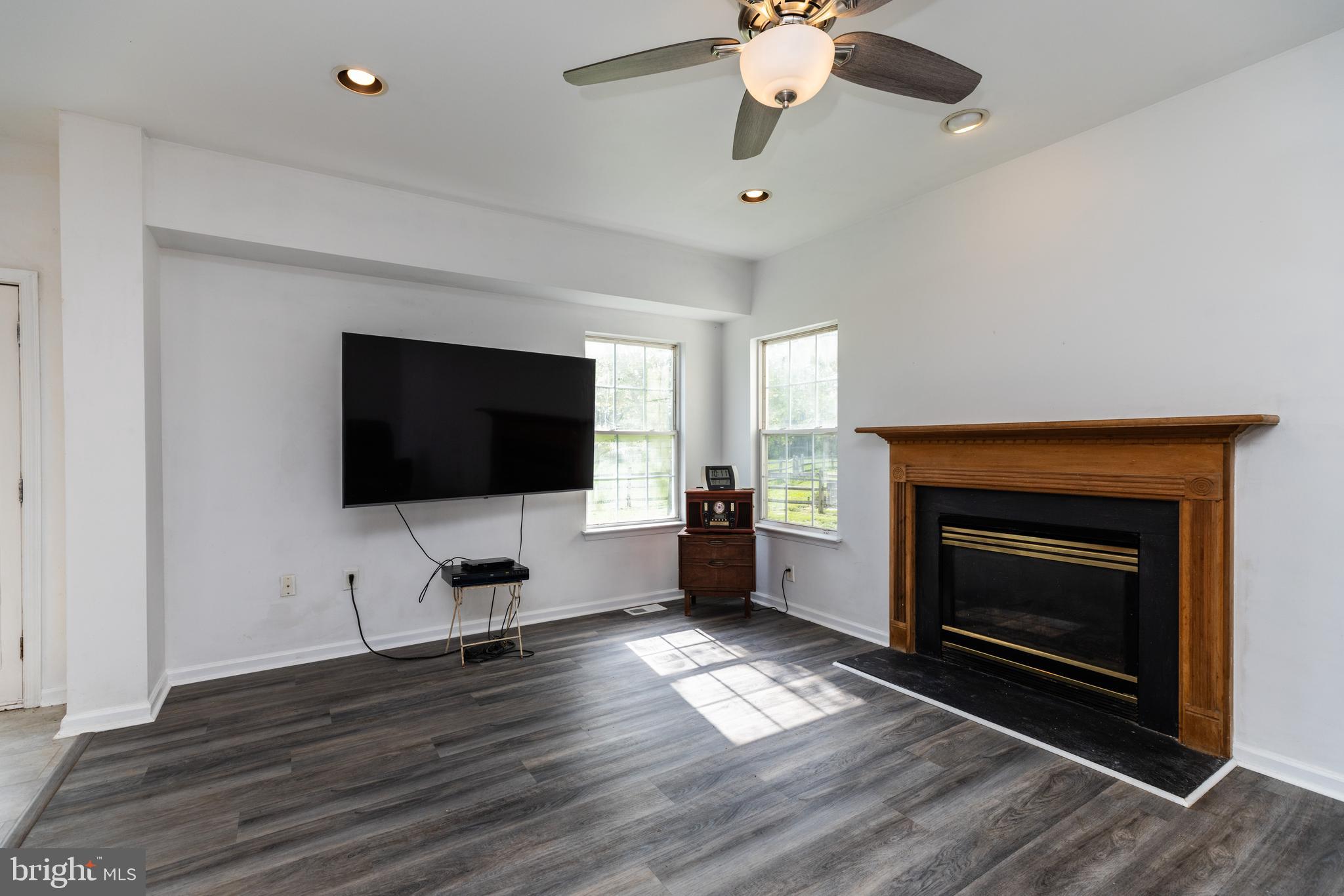 KIRKWOOD KNOLL - Residential