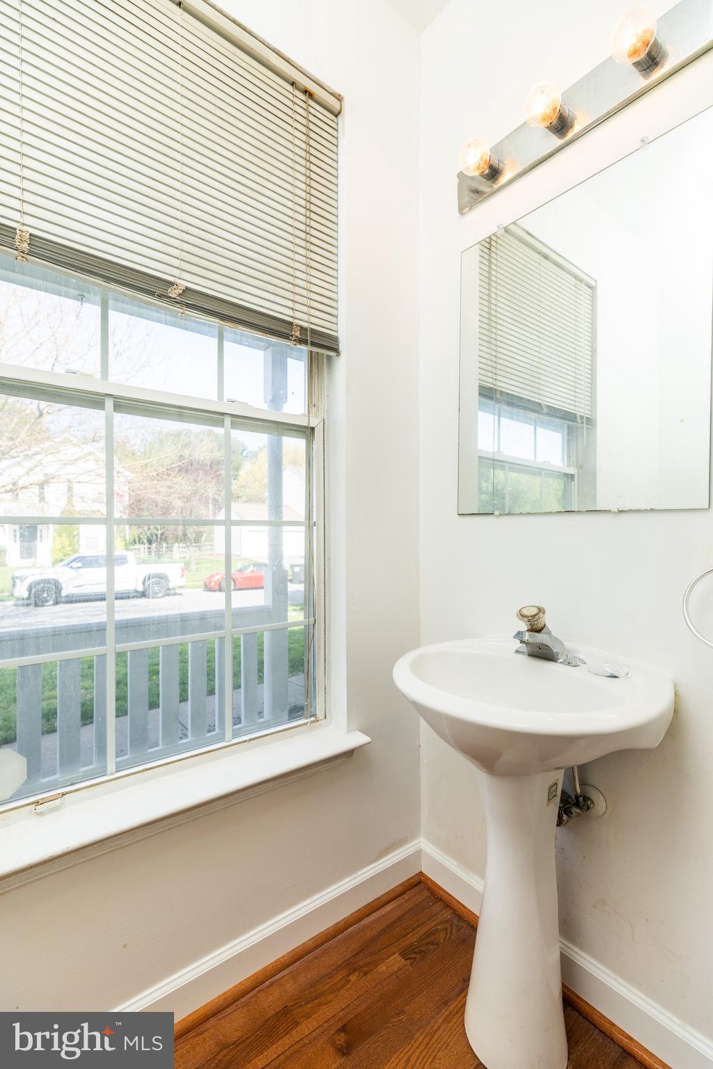 KIRKWOOD KNOLL - Residential