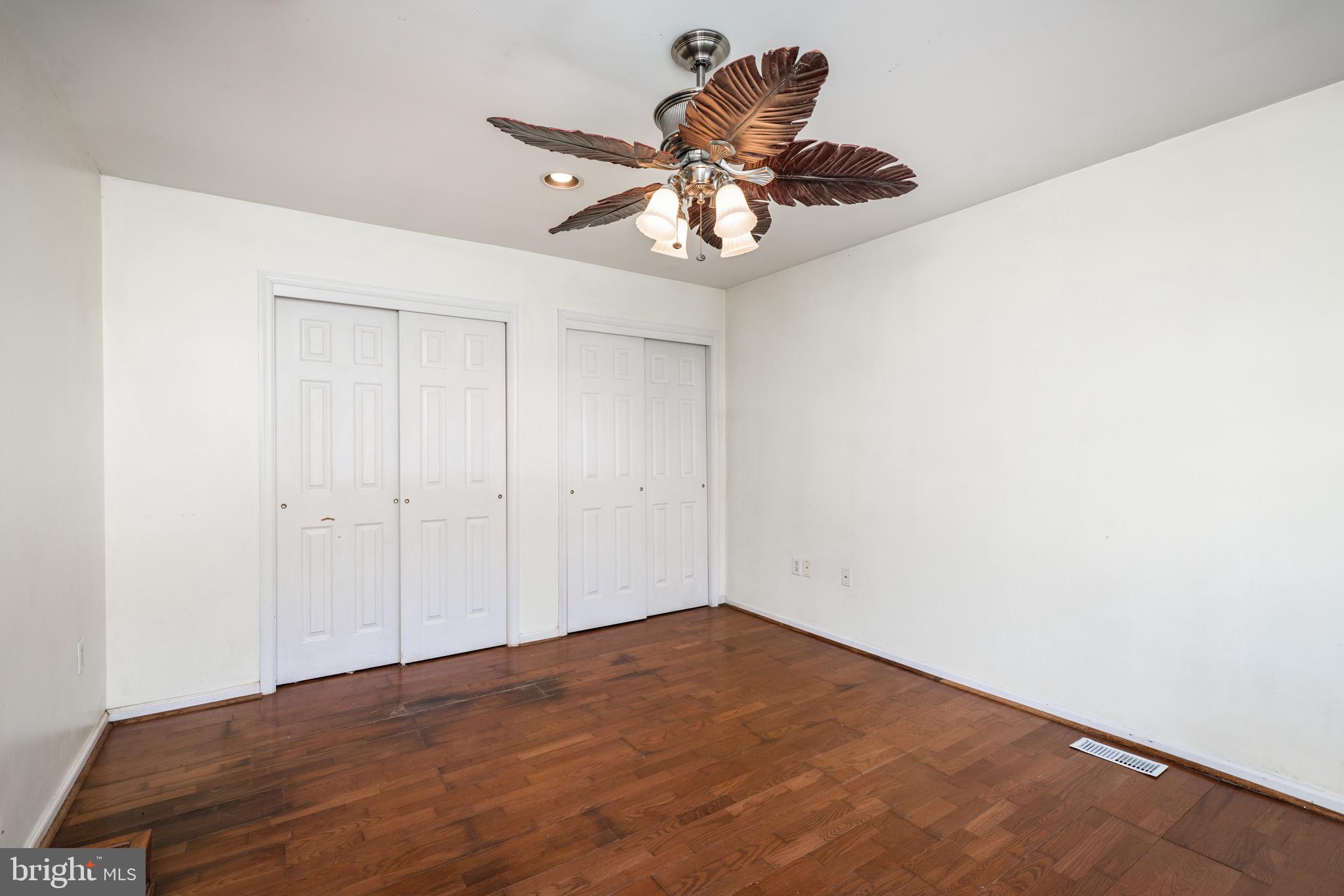 KIRKWOOD KNOLL - Residential